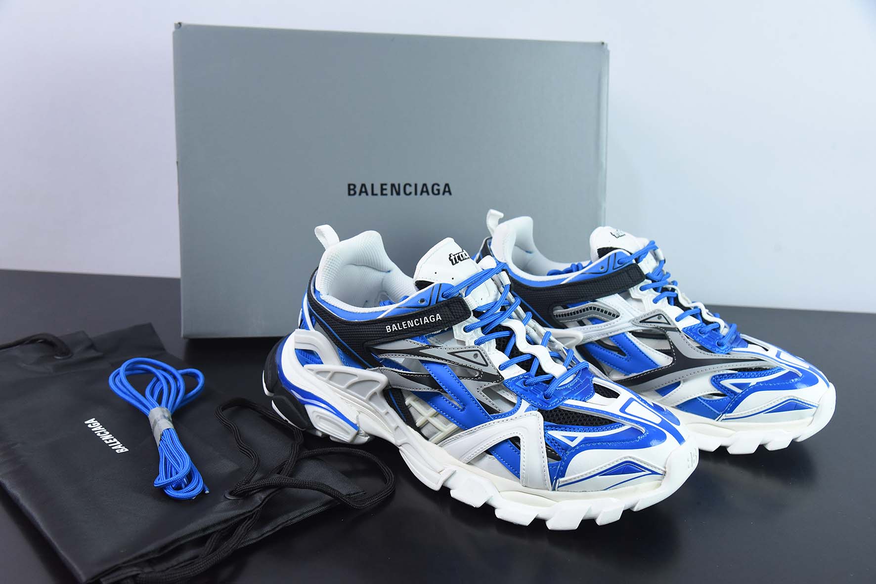 巴黎世家 4代 4.0  Balenciaga Track 4.0运动鞋
