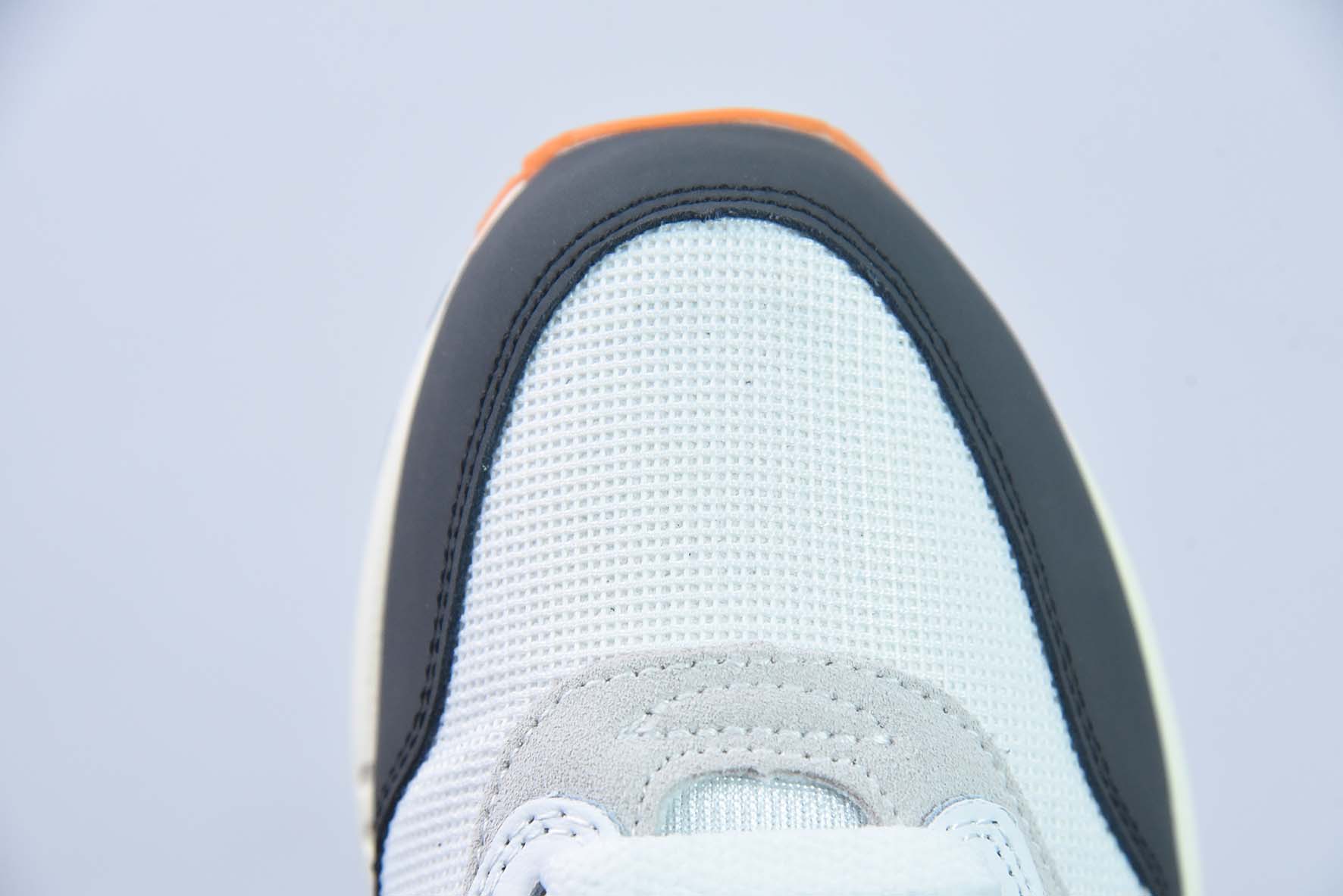 Nk Air Max 1 耐克半掌气垫复古跑步鞋 货号：FN7487 133
