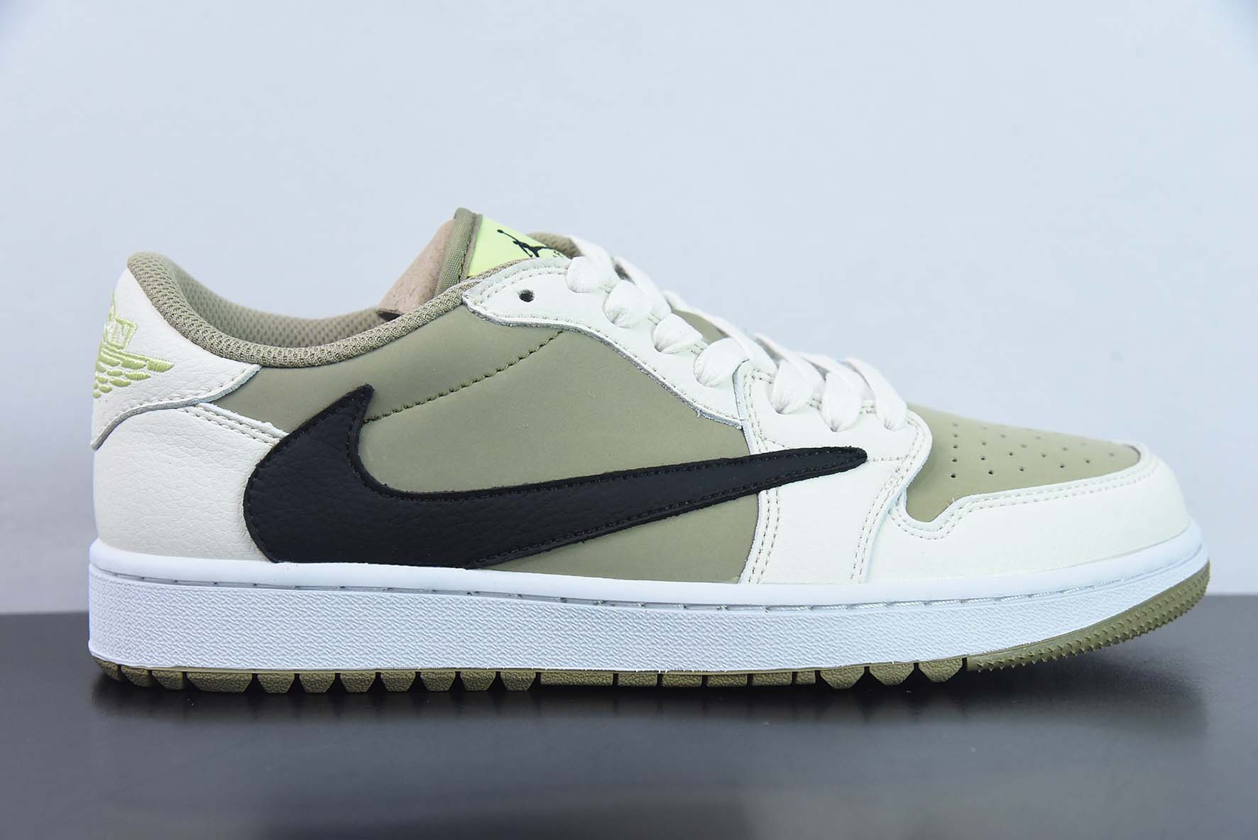 TAJT45583536 Travis Scott x Air Jordan AJ1 Low Golf "Olive" TS联名倒钩高尔夫低帮6.0 货号：FZ3124-200 尺码：36-46