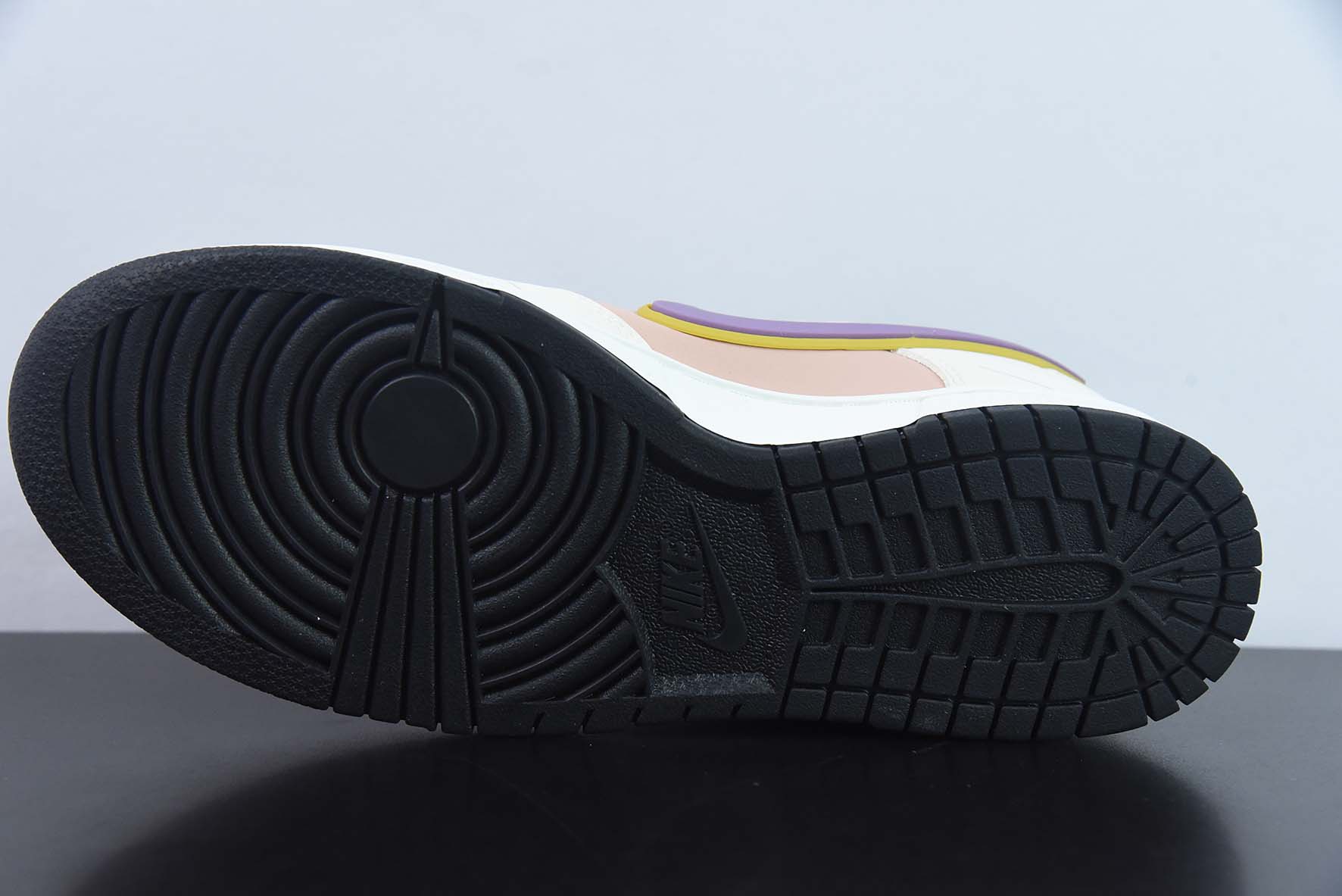 Nike SB Dunk Low飞翼系列 圣斗士星矢 雅典娜 低帮休闲运动滑板板鞋 货号:ZD2356 155