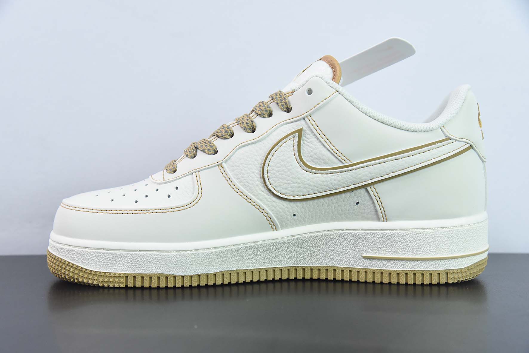 Nike Air Force 1 Low 沙漠黄 空军一号低帮运动休闲板鞋 货号UT2022-028