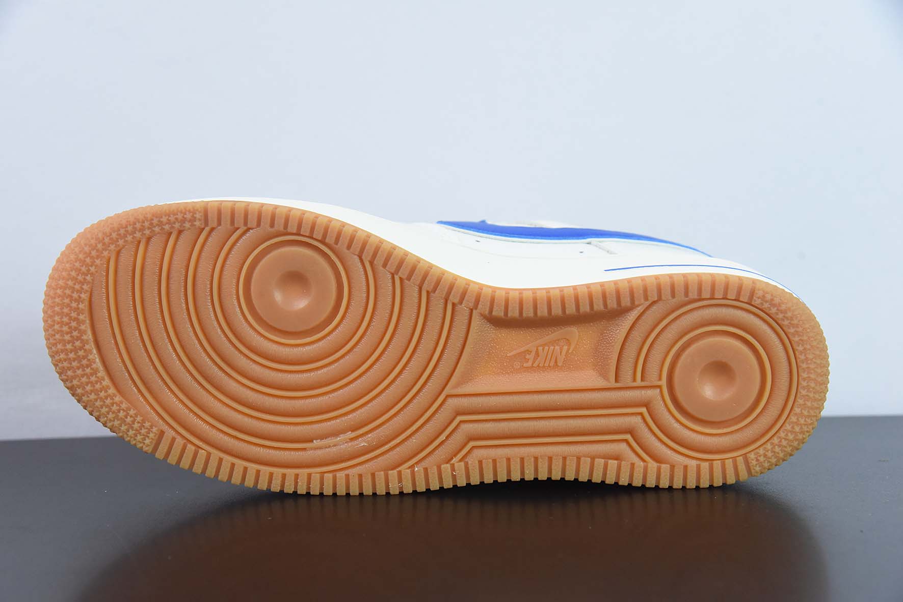 Nike Air Force 1 Low 40周年 生胶米白宝蓝 空军一号低帮运动休闲板鞋货号:WA0531-302