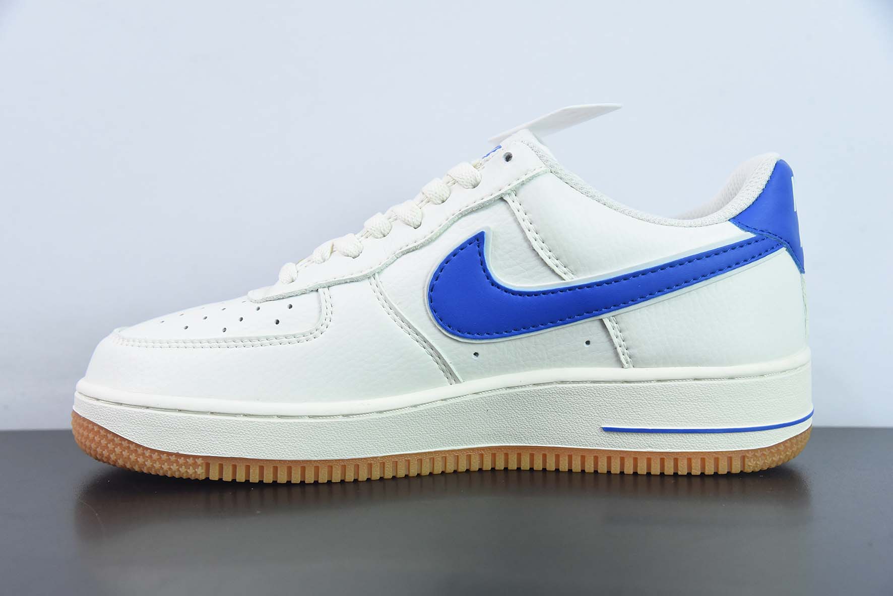 Nike Air Force 1 Low 40周年 生胶米白宝蓝 空军一号低帮运动休闲板鞋货号:WA0531-302