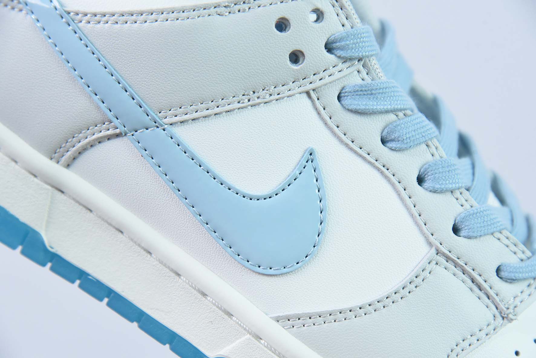 SB Dunk Low"520"扣篮系列低帮休闲运动滑板板鞋“浅灰白天蓝520情人节”货号:FN3433-141