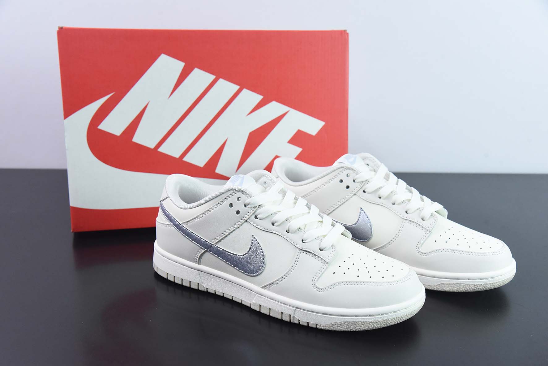 NK Dunk Low Retro PRM 低帮休闲运动板鞋白紫 货号 DX5930-100