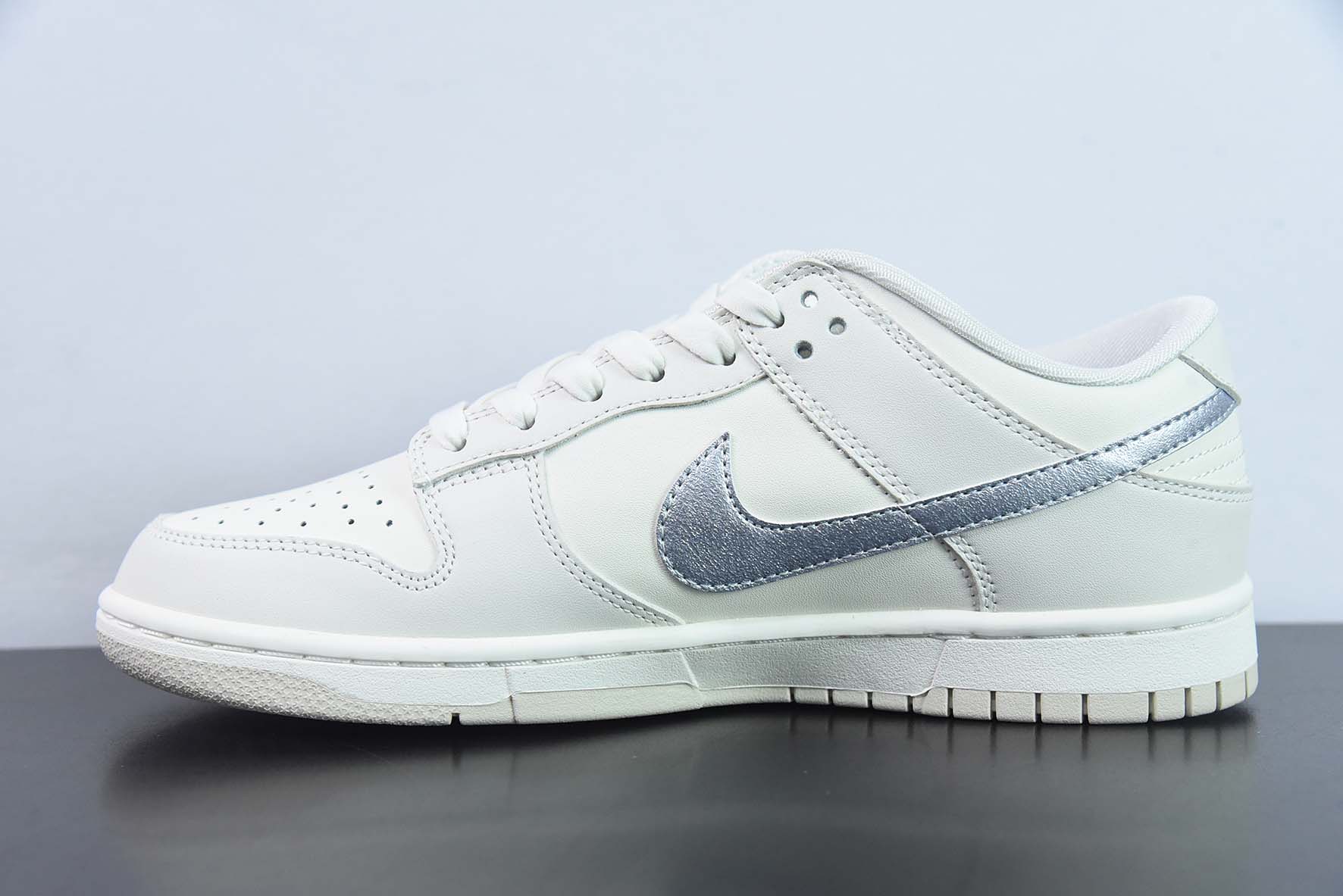 NK Dunk Low Retro PRM 低帮休闲运动板鞋白紫 货号 DX5930-100