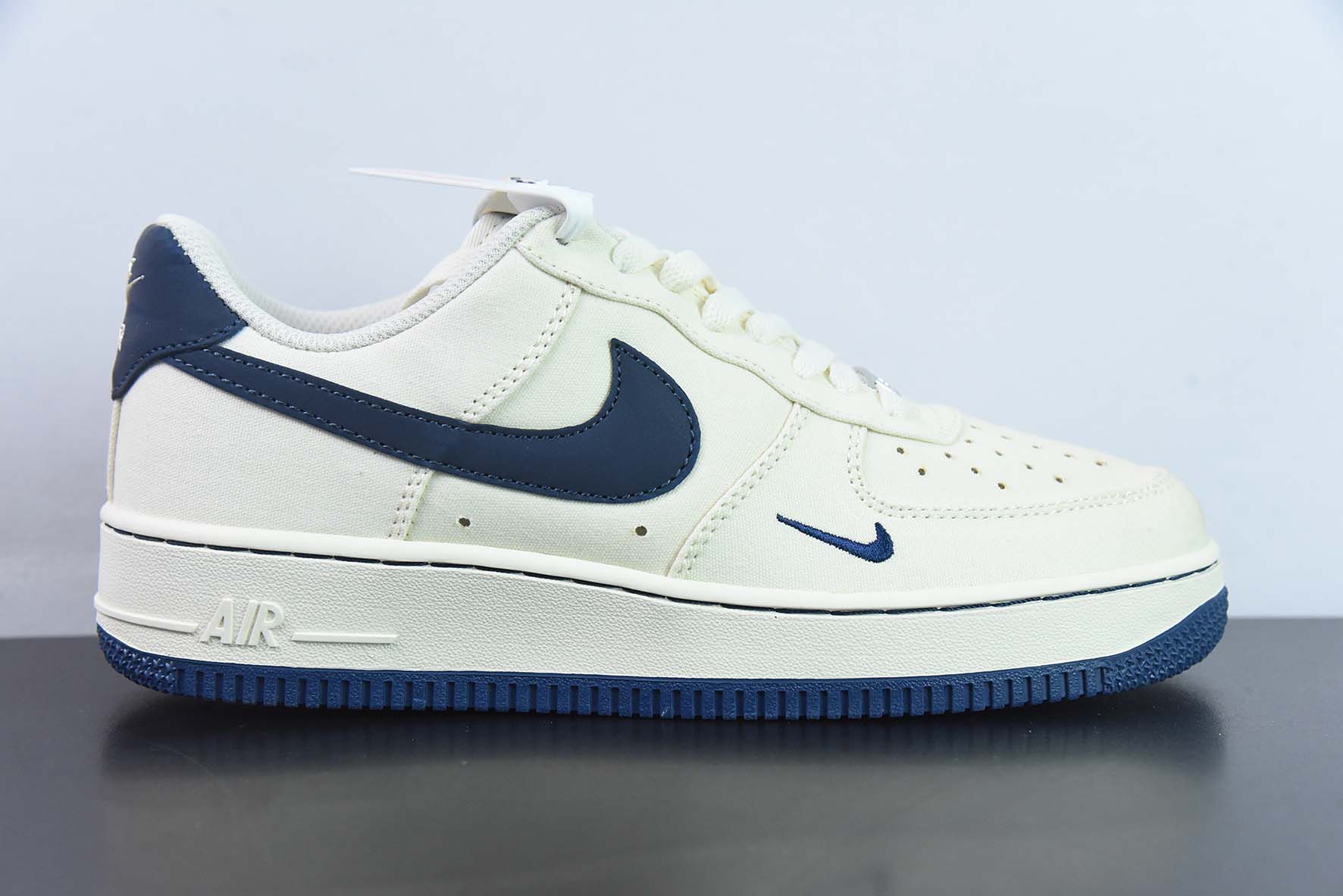 MAN17380336 Nike Air Force 1 AF1 Air Force 1/low top beige blanco azul bordado estilo lona número de artículo…