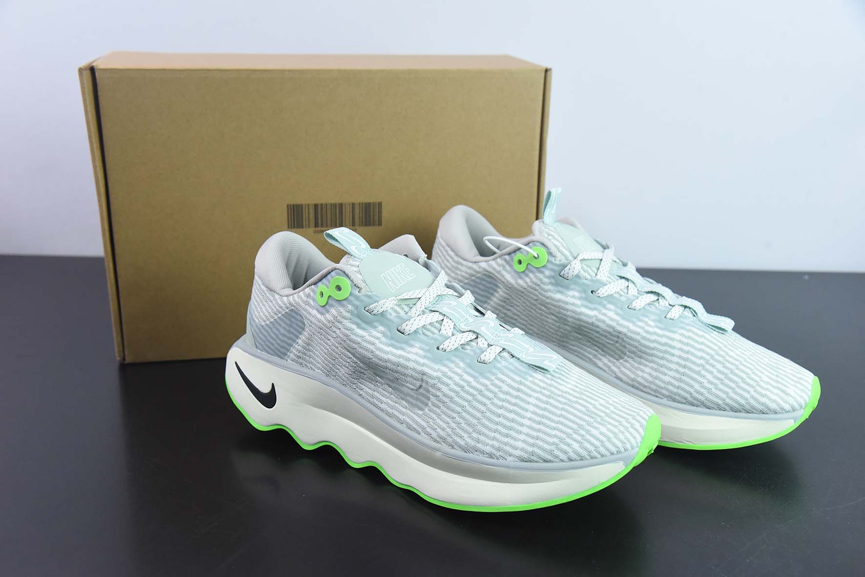 Nike Motiva 耐克缓震防滑耐磨透气运动鞋 灰绿 货号：DV1238-002