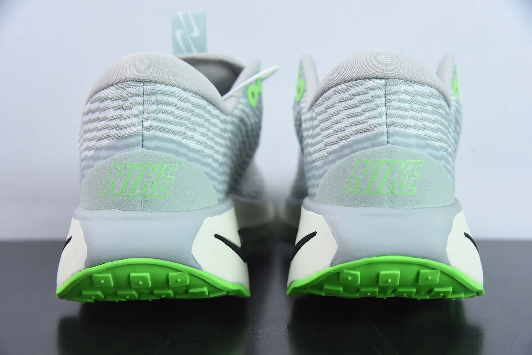 Nike Motiva 耐克缓震防滑耐磨透气运动鞋 灰绿 货号：DV1238-002