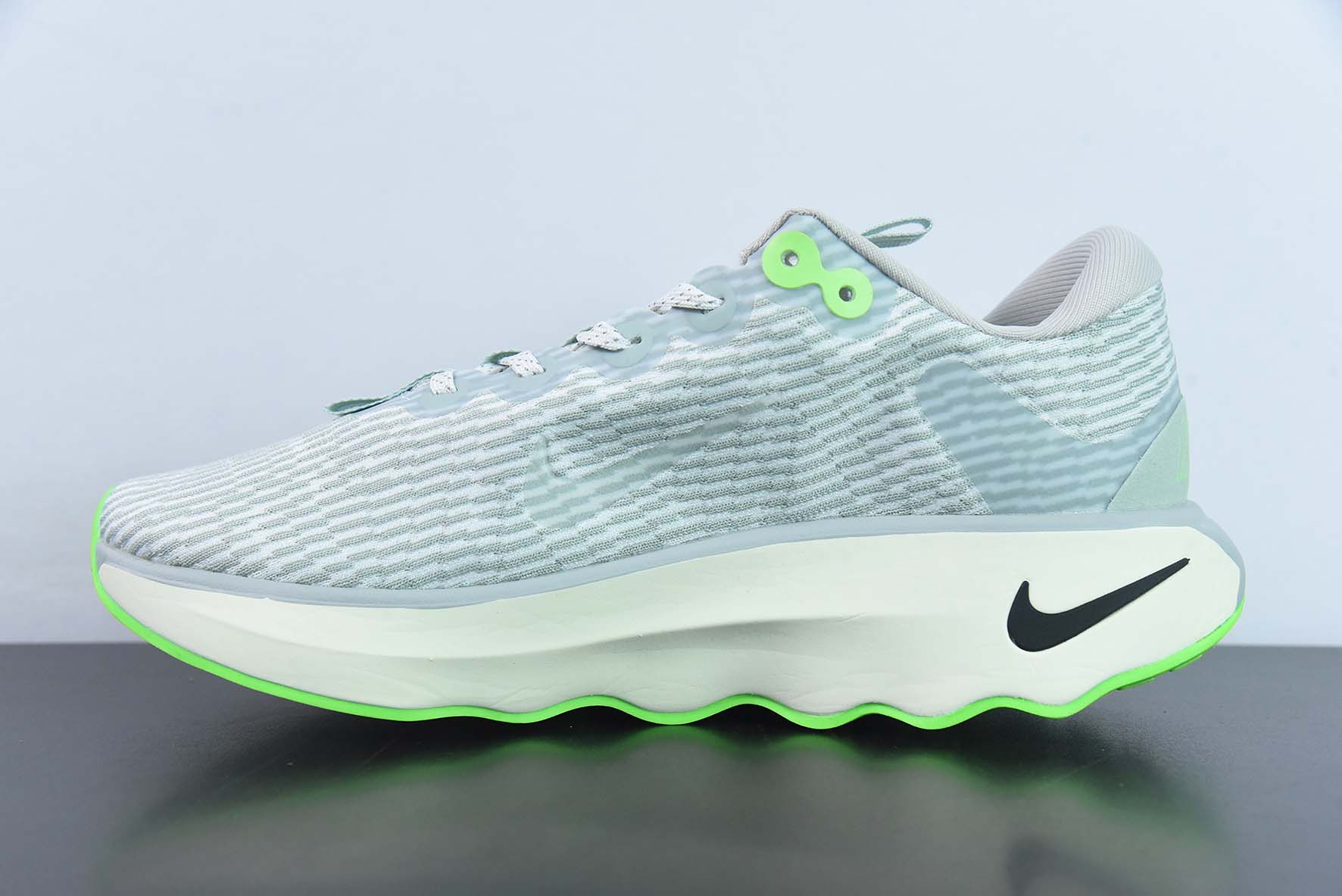 Nike Motiva 耐克缓震防滑耐磨透气运动鞋 灰绿 货号：DV1238-002
