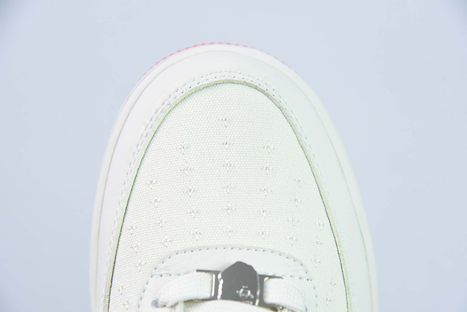 Nike Air Force 1 AF1 空军一号/低帮 白红 猿人头 刺绣货号：BS9055-749