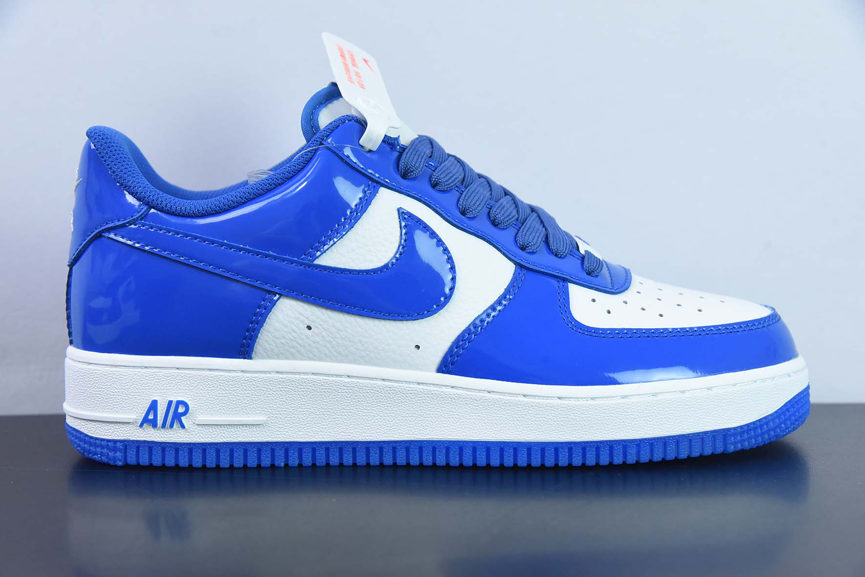 TAU19243933 Nike Air Force 1 Low '07 color azul laca Air Force 1 de caña baja N.º de producto: H-555 Tallas: 36-45
