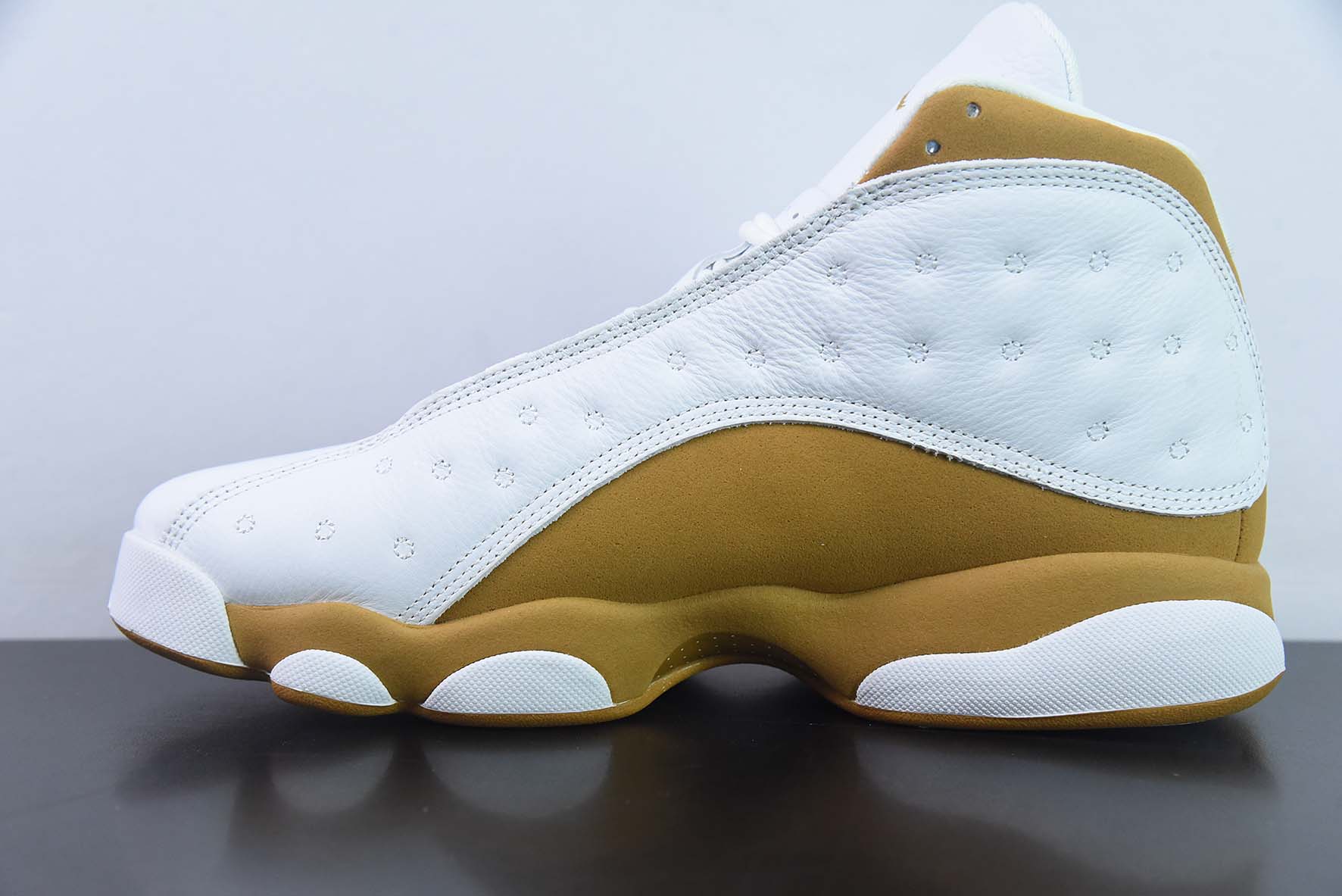 Air Jordan AJ13 Retro 小麦白棕运动鞋 货号：414571-171