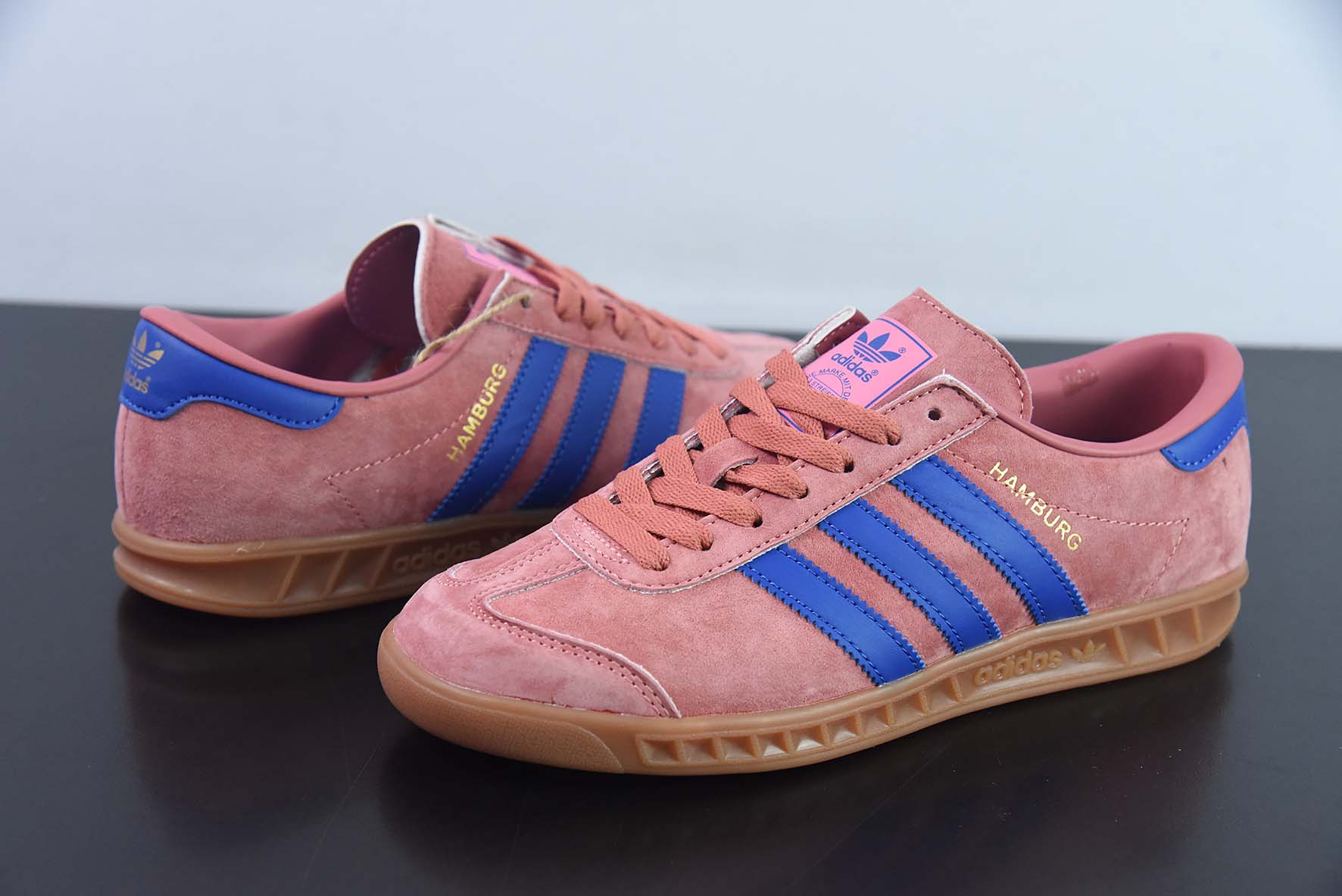 Adidas Originals Handball Spezial 绒面革 阿迪三叶草板鞋Hamburg 烫金 货号：H00446