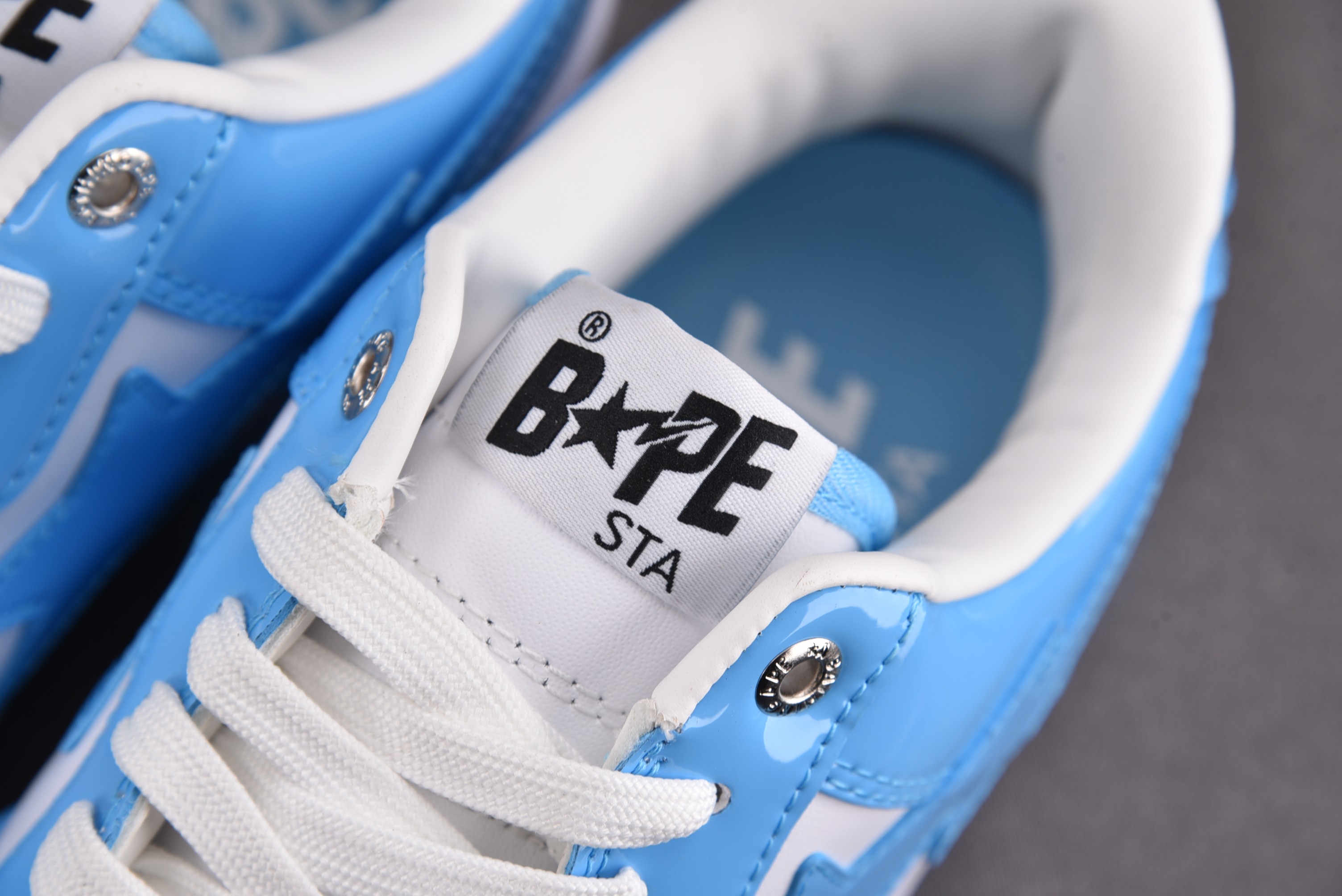 Bape尺码36-46总裁R版出品-