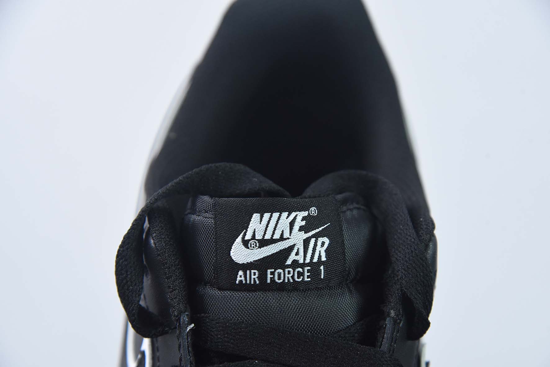 Nike Air Force 1 AF1 空军一号/低帮 黑白 货号：DV0788-002