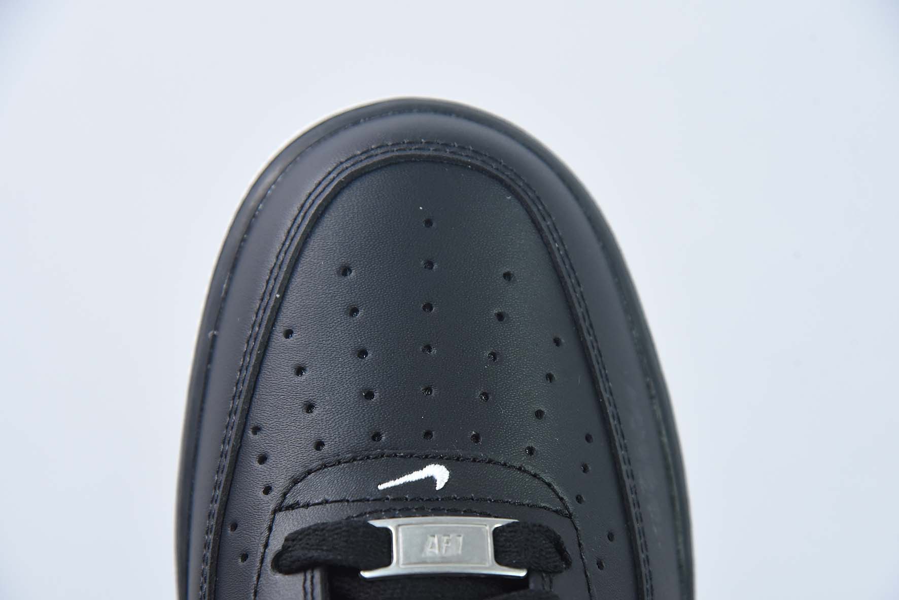 Nike Air Force 1 AF1 空军一号/低帮 黑白 货号：DV0788-002