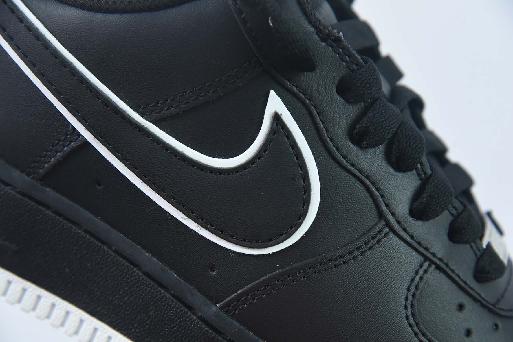 Nike Air Force 1 AF1 空军一号/低帮 黑白 货号：DV0788-002