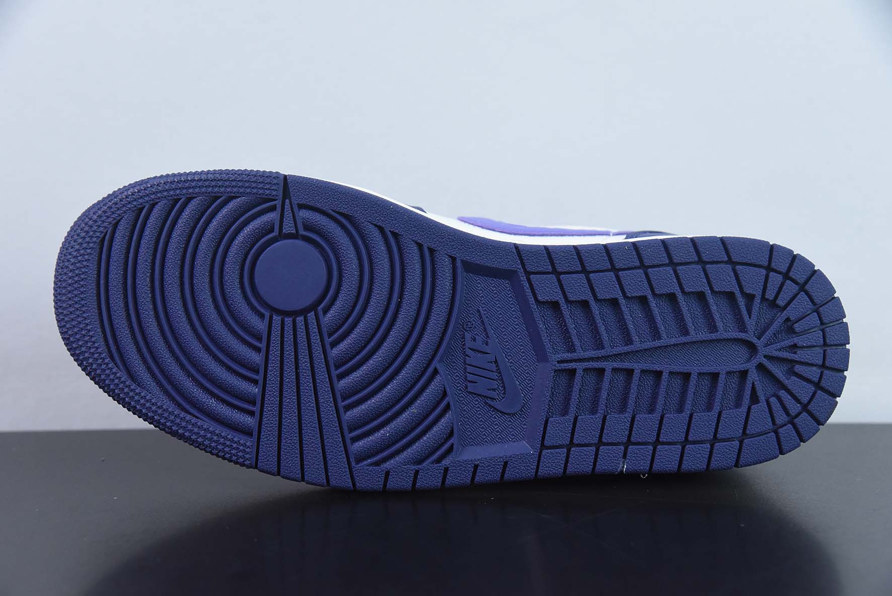 NK Air Jordan 1 Low”Sail Purple“AJ1乔丹一代低帮经典复古文化休闲运动篮球鞋“米白深紫”DC0774-502