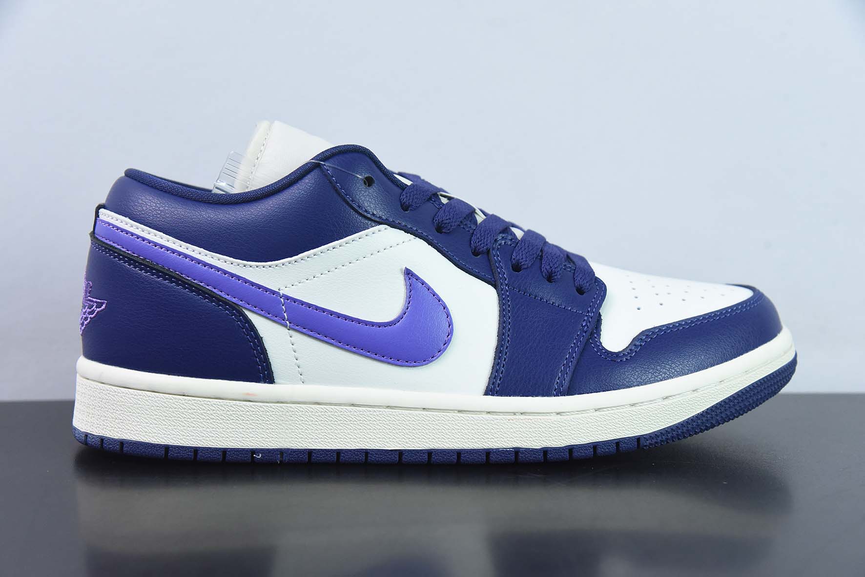 NK Air Jordan 1 Low”Sail Purple“AJ1乔丹一代低帮经典复古文化休闲运动篮球鞋“米白深紫”DC0774-502