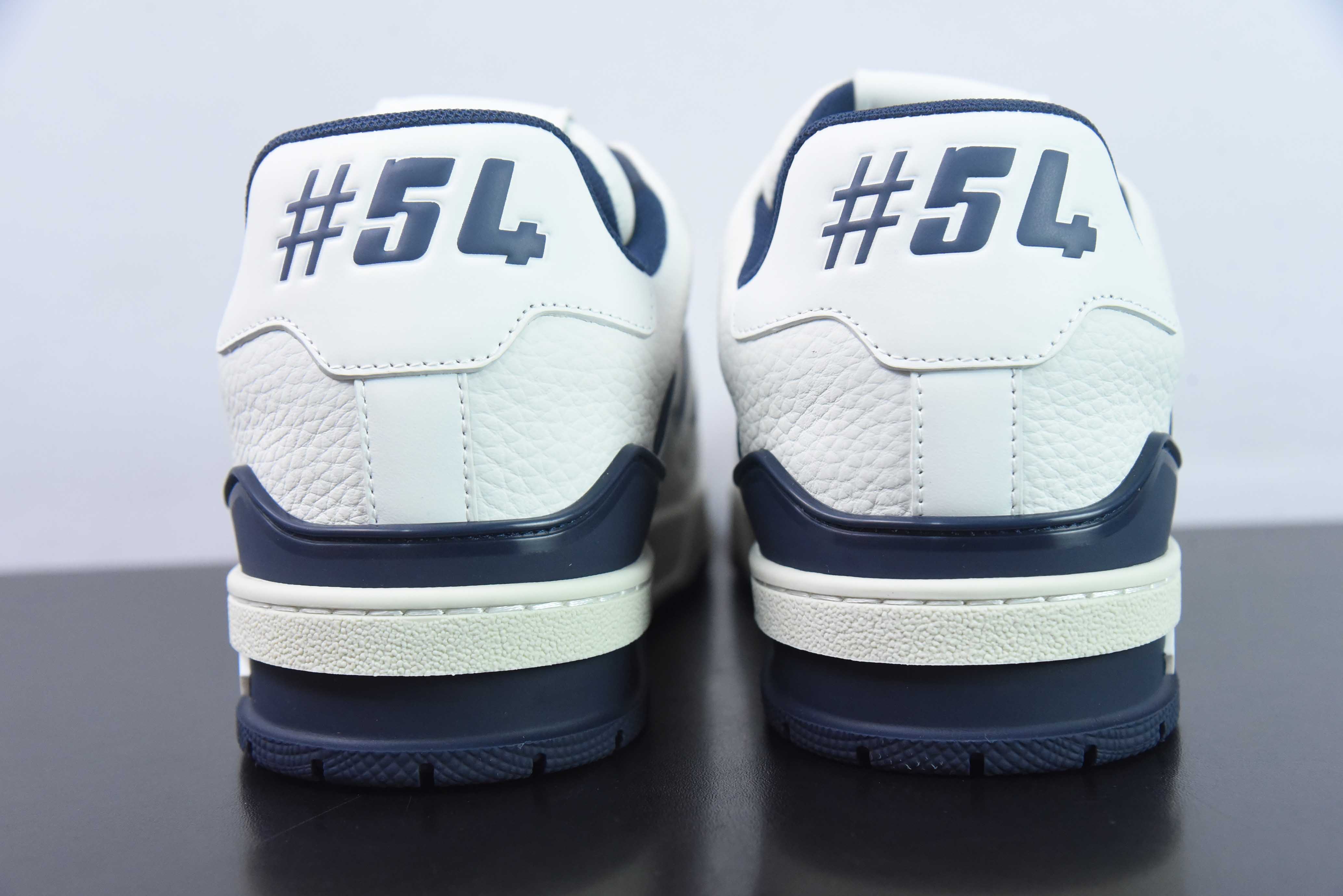 LV路易威登Louis Vuitton Trainer Sneaker Low 低帮复古休闲运动文化百搭篮球板鞋