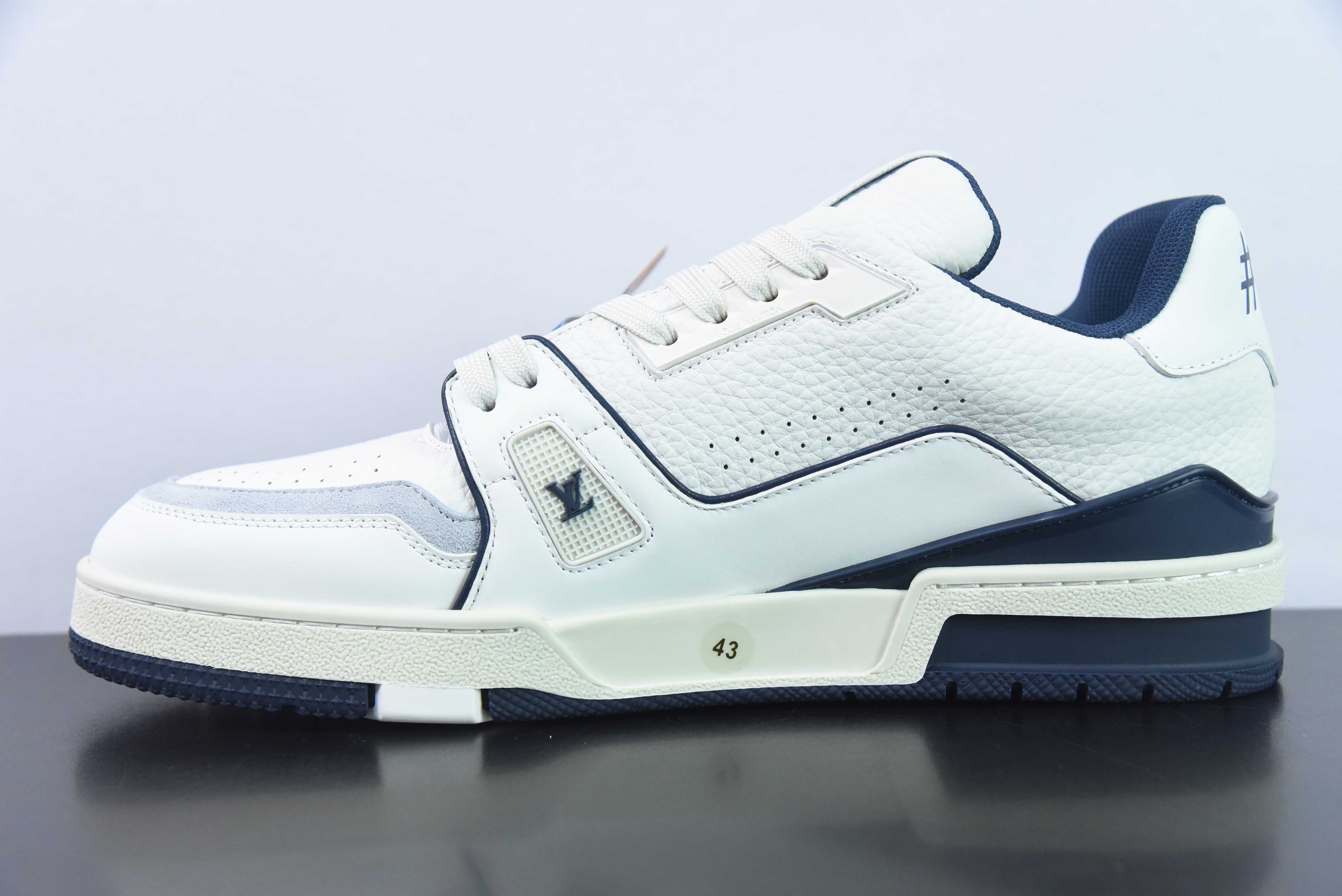 LV路易威登Louis Vuitton Trainer Sneaker Low 低帮复古休闲运动文化百搭篮球板鞋