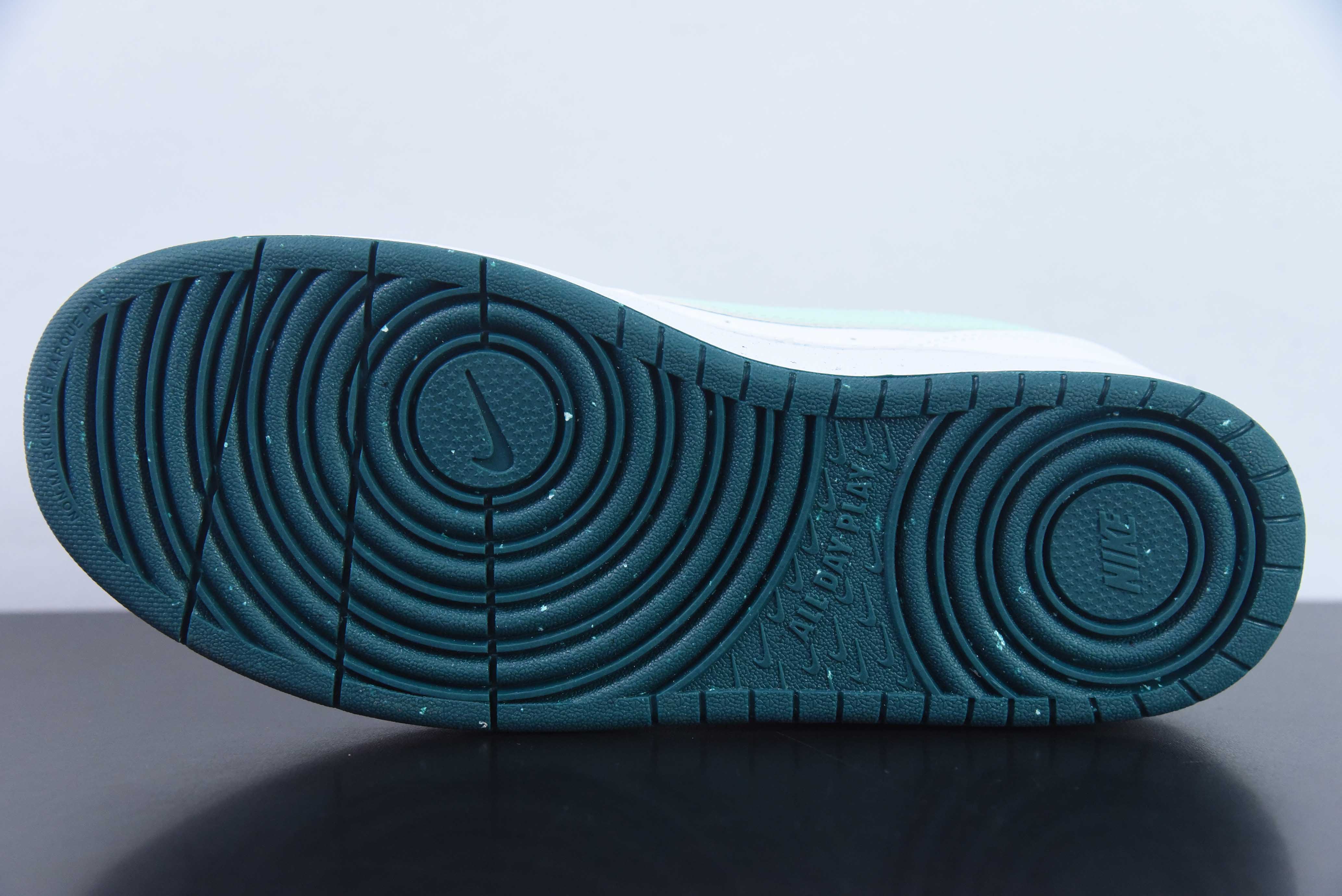 Nike Court Borough Low 2 (GS)休闲运动百搭板鞋 货号:DV5456 102