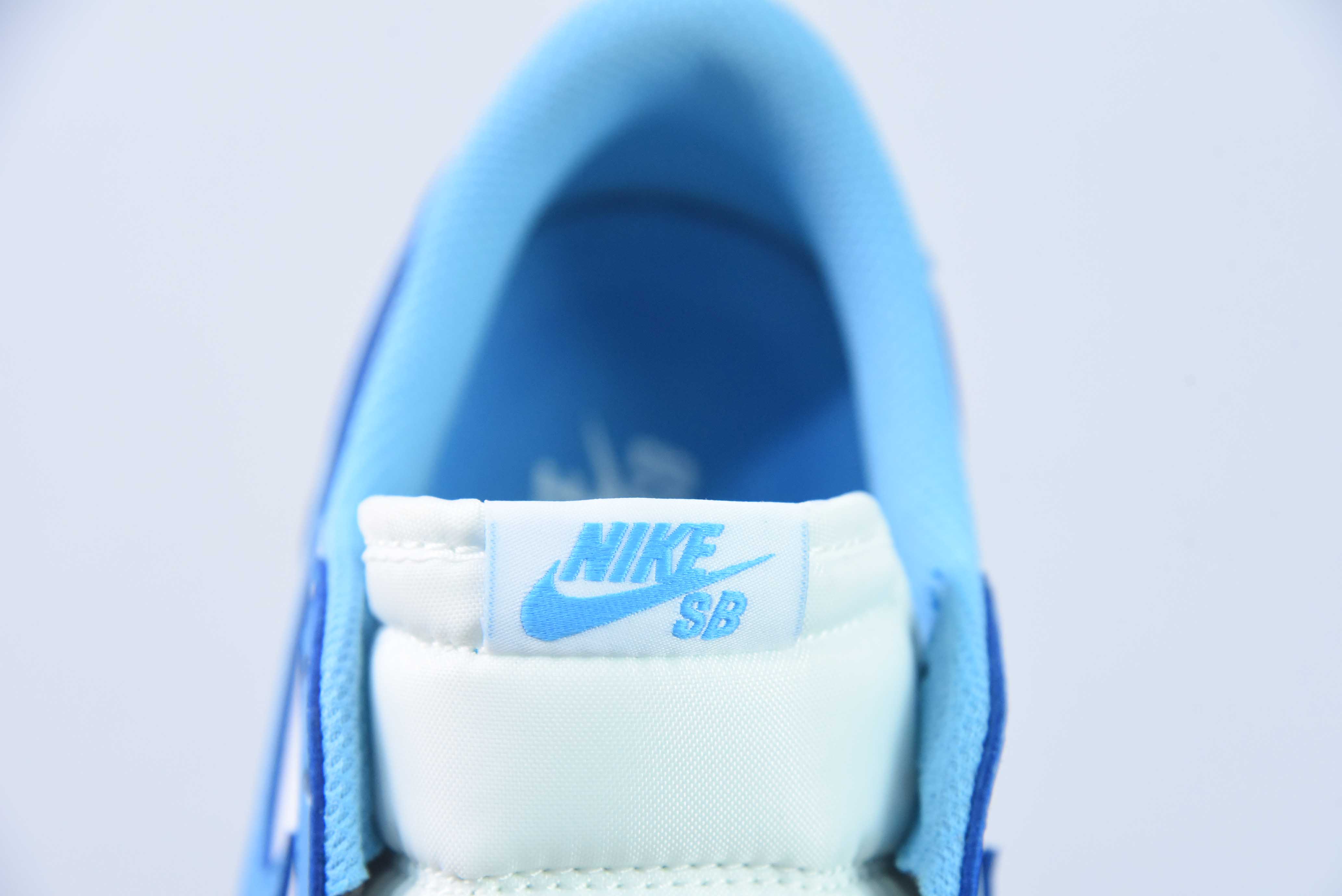 Air Jordan AJ1 Retro Low OG 低帮 北卡蓝 货号:J7891-401
