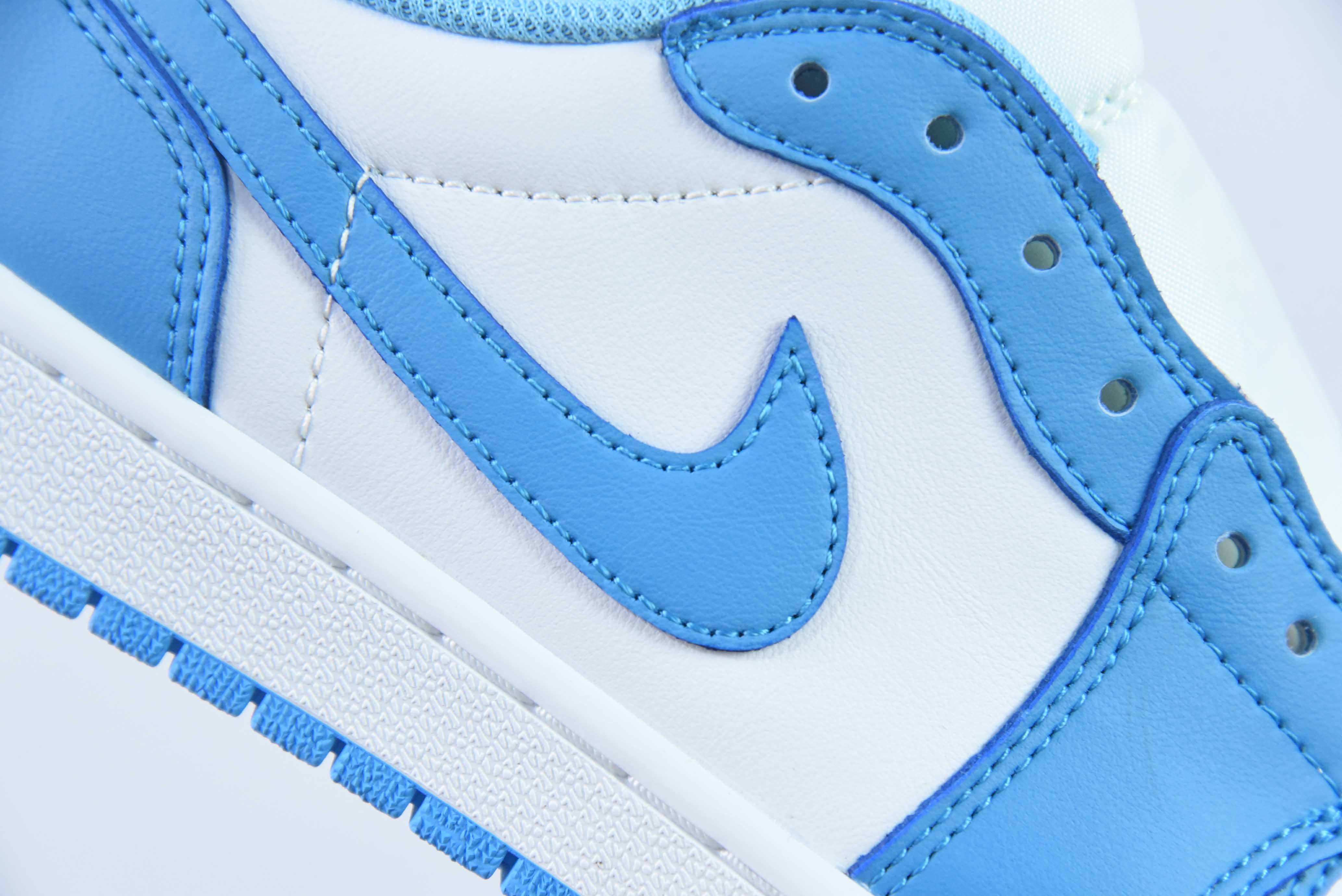 Air Jordan AJ1 Retro Low OG 低帮 北卡蓝 货号：J7891-401