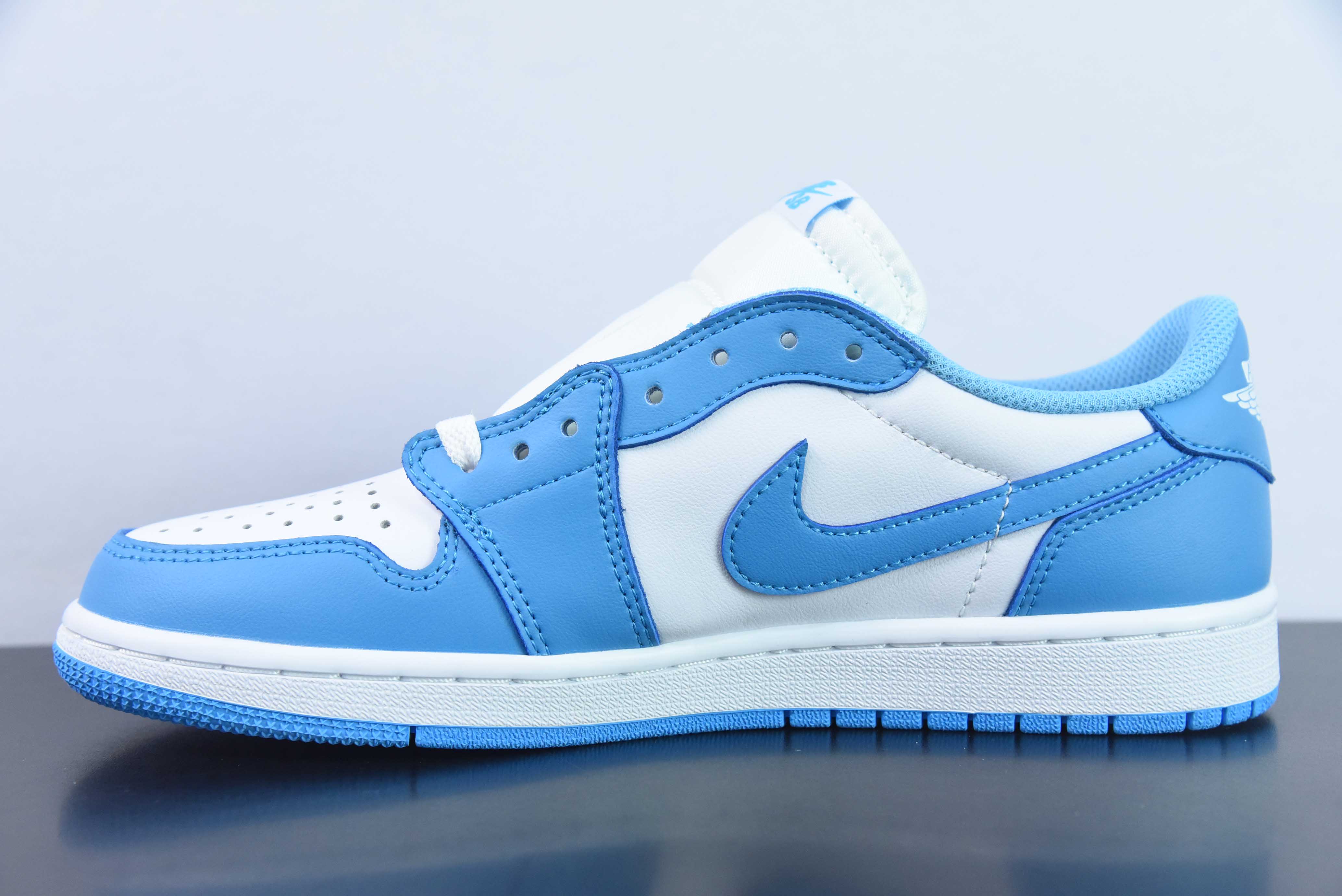 Air Jordan AJ1 Retro Low OG 低帮 北卡蓝 货号：J7891-401