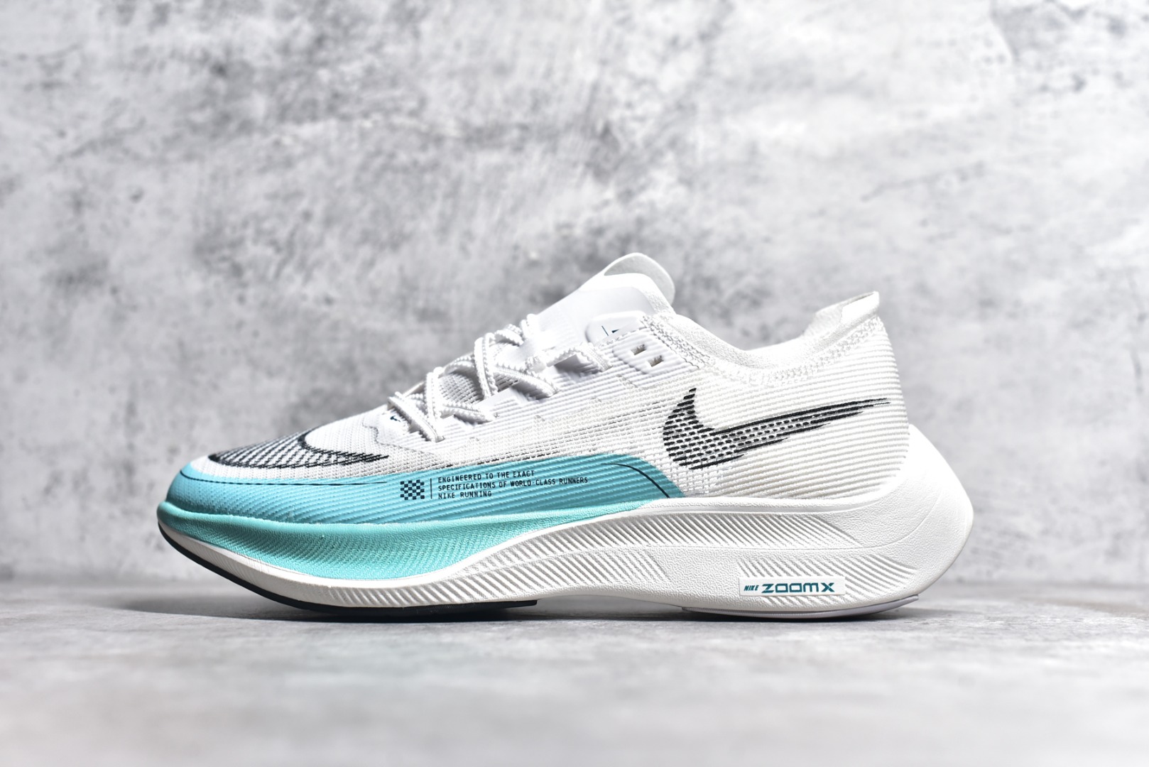 #秒杀 ️工厂清仓限时特价福利💥 NK ZoomX Vaporfly Next% 马拉松跑步鞋二代 鞋面使用了全新 Vaporweave 科技，这种类似蝉翼的材质相比 Flyknit 更加轻薄透气，非对称的鞋带系统和泡棉护垫的加入令舒适度更高，采用醒目的绿色作为主色调，鞋头辅以超大的 Swoosh 点缀，再配上流线型外观设计 尺码：36 36.5 37.5 38 38.5 39 40 40.5 41 42 42.5 43 44 45-选品中心