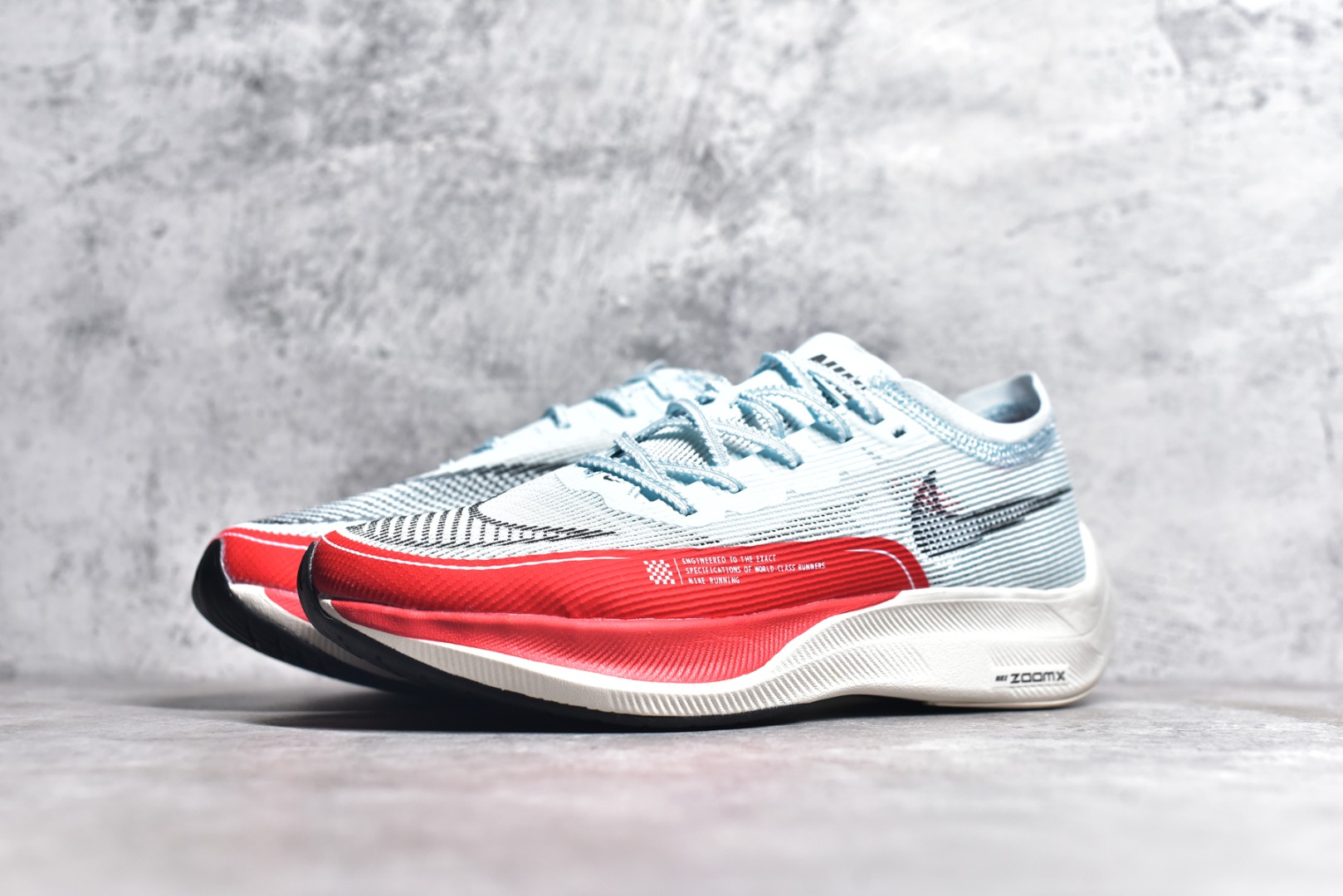 图片[2]-#秒杀 ️工厂清仓限时特价福利💥 NK ZoomX Vaporfly Next% 马拉松跑步鞋二代 鞋面使用了全新 Vaporweave 科技，这种类似蝉翼的材质相比 Flyknit 更加轻薄透气，非对称的鞋带系统和泡棉护垫的加入令舒适度更高，采用醒目的绿色作为主色调，鞋头辅以超大的 Swoosh 点缀，再配上流线型外观设计 尺码：36 36.5 37.5 38 38.5 39 40 40.5 41 42 42.5 43 44 45-选品中心