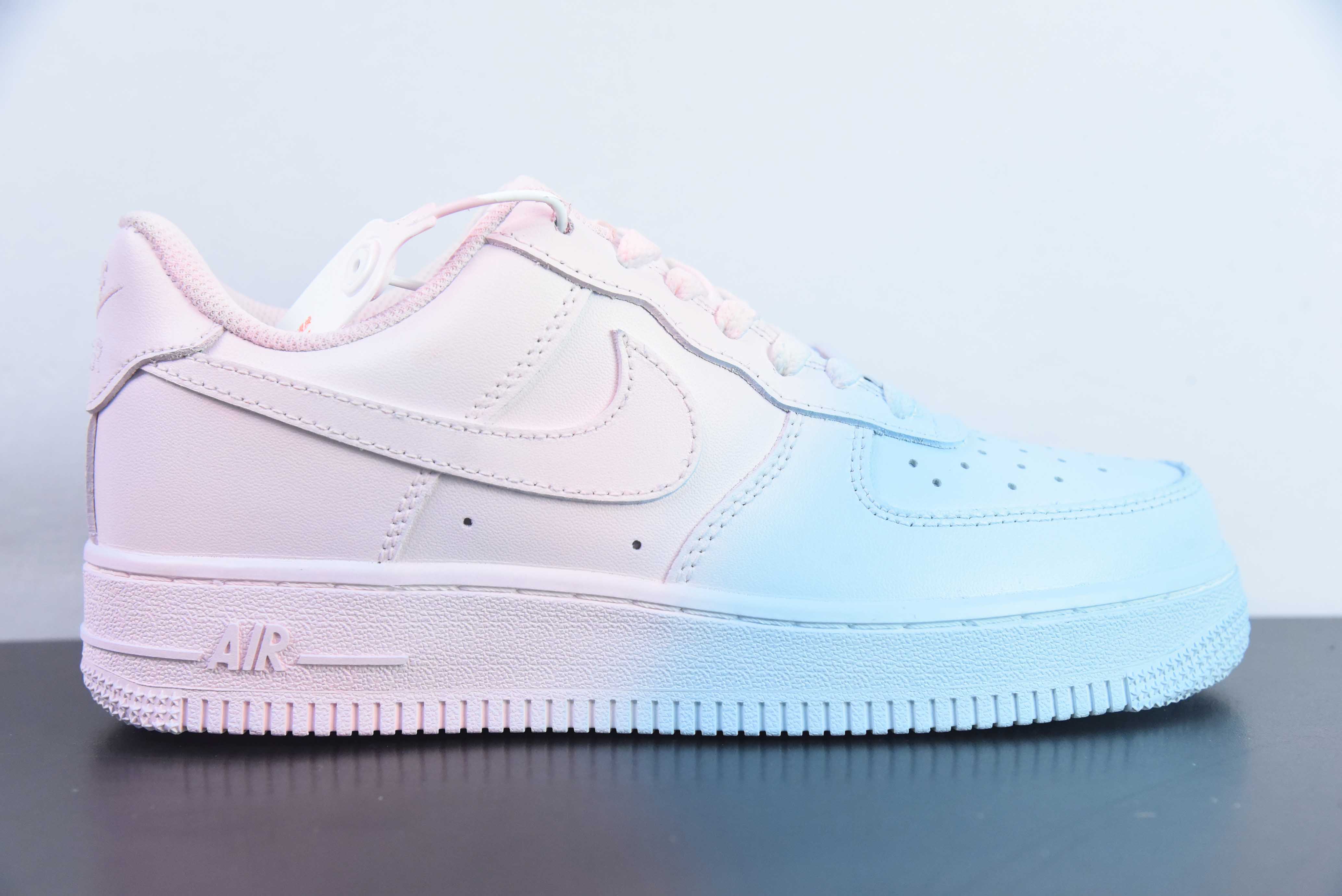 EAH39843930 NK Air Force 1 Low degradado de San Valentín zapatillas de skate casuales deportivas de caña baja Air Force…
