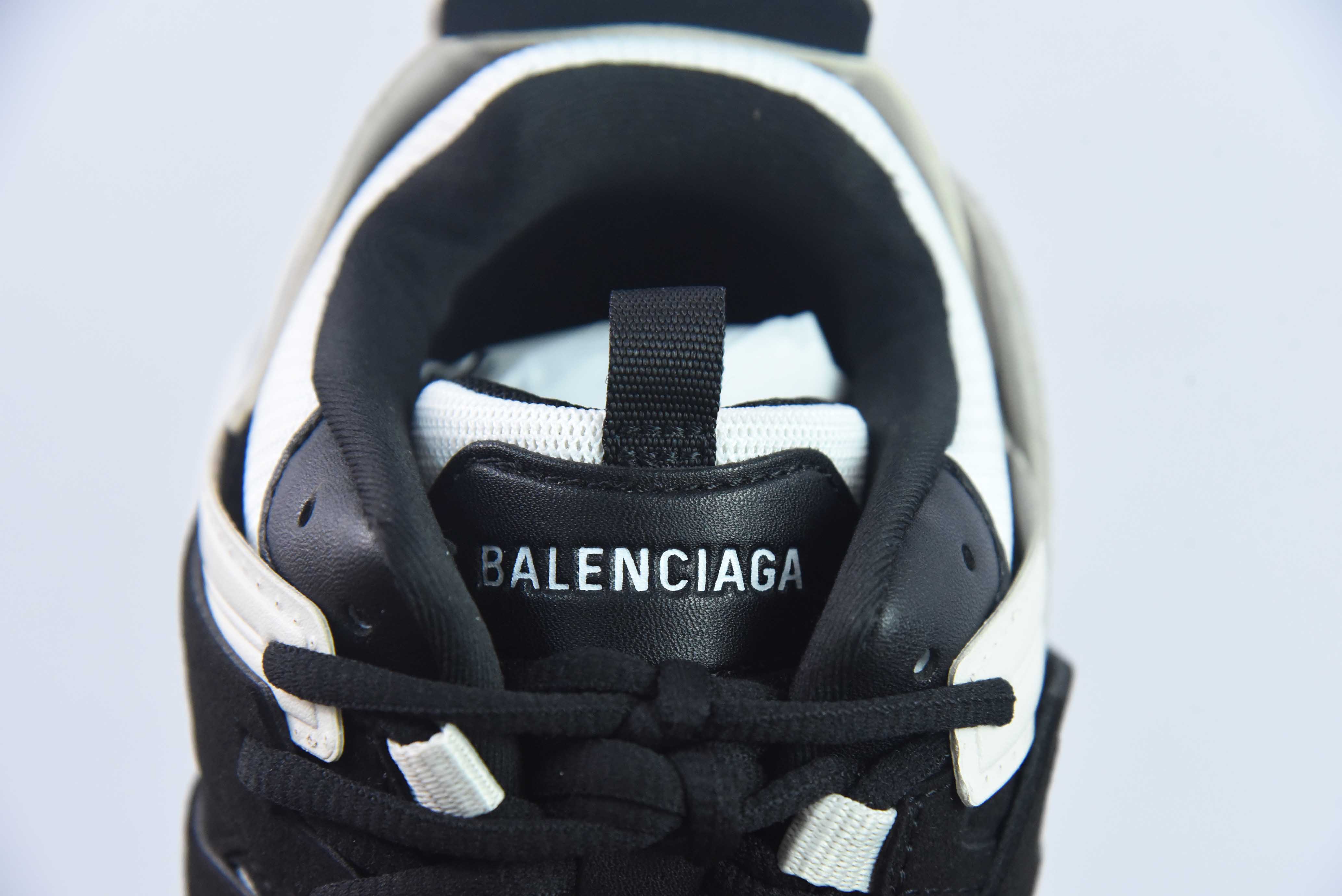 巴黎世家/Balenciaga 巴黎世家3.0低帮老爹鞋  灰黑 货号：542436 W3SU5 9791