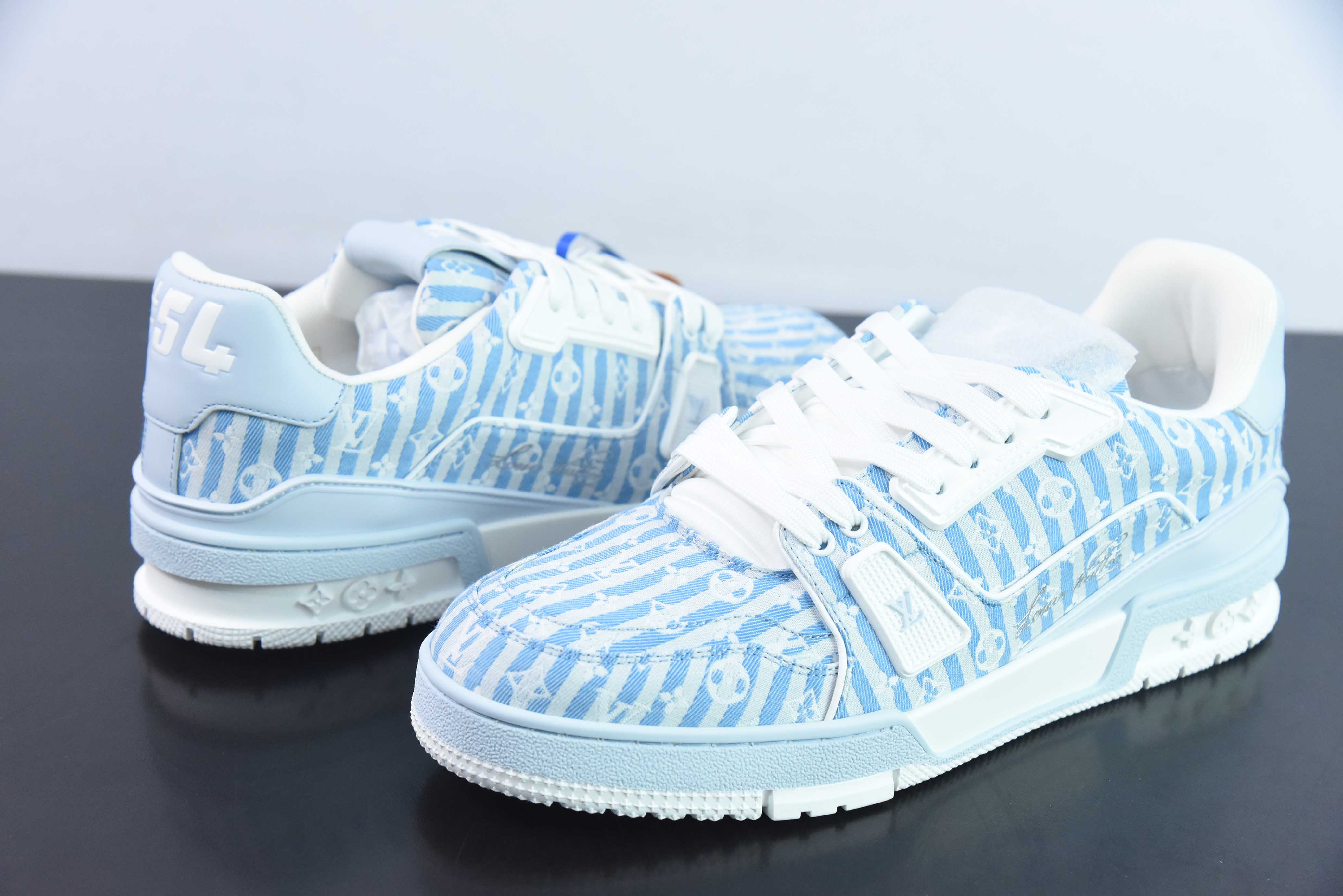 LV路易威登Louis Vuitton Trainer Sneaker Low 低帮复古休闲运动文化百搭篮球板鞋