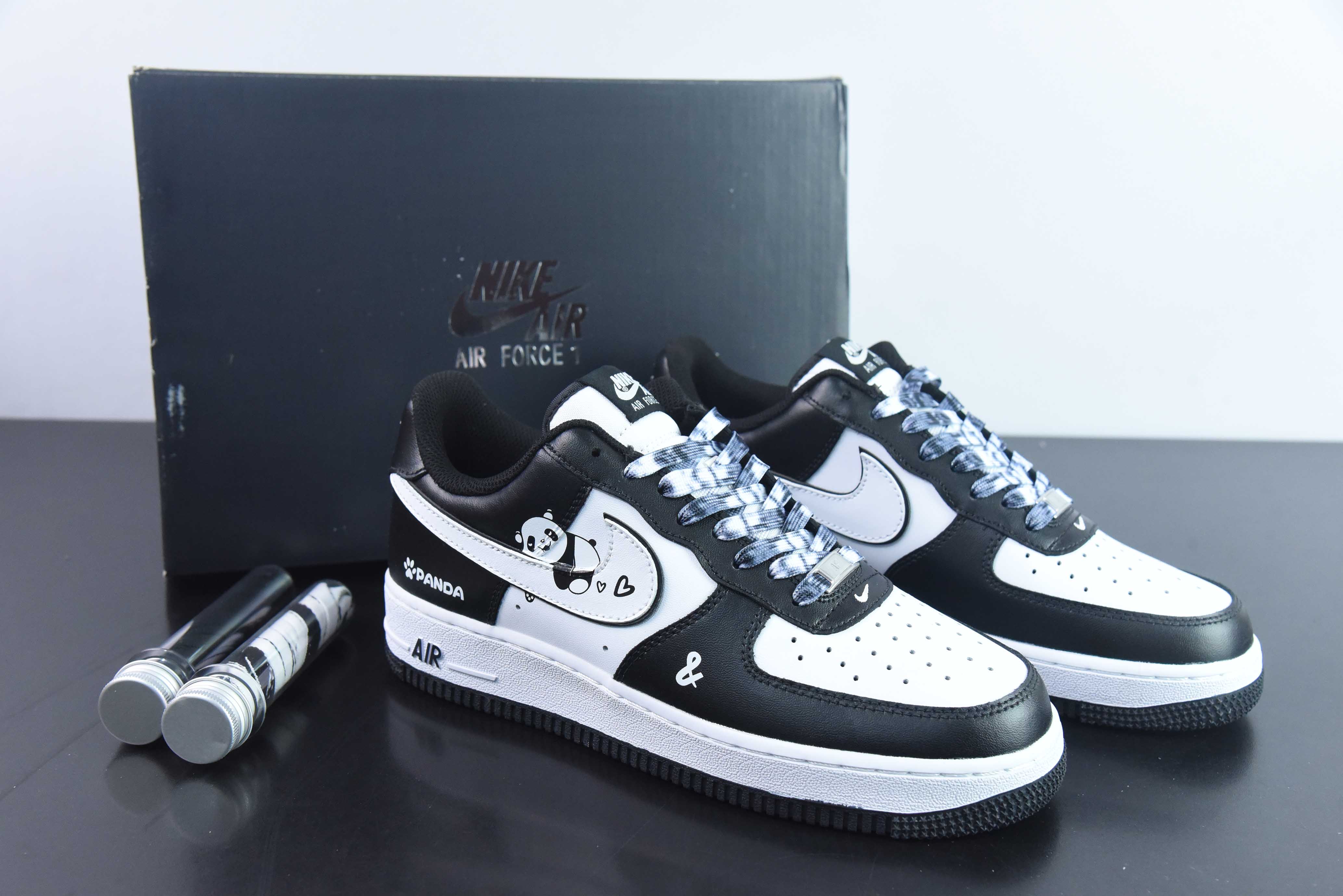 NK Air Force 1 空军一号板鞋黑白双钩 官方货号：DV0788-001