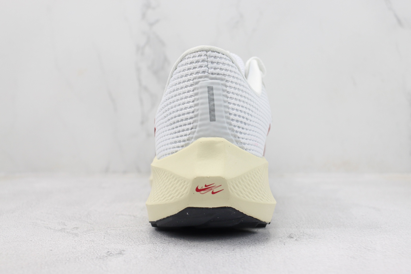 Nike Air Zoom Pegasus 40 White/Red Running Shoes - FB7703 100 5 o 1h87ipe6ed7p1r5v1rosnq8ptd1
