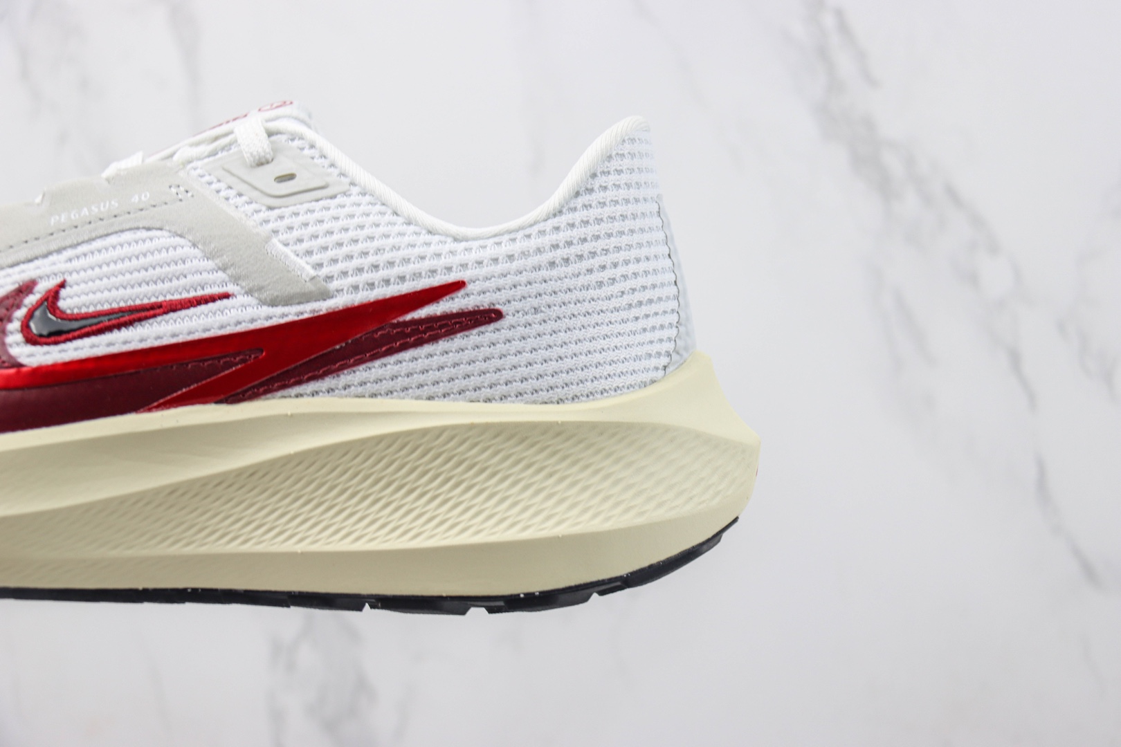 Nike Air Zoom Pegasus 40 White/Red Running Shoes - FB7703 100 7 o 1h87ipe6faetivf1h1o6ef1lg53