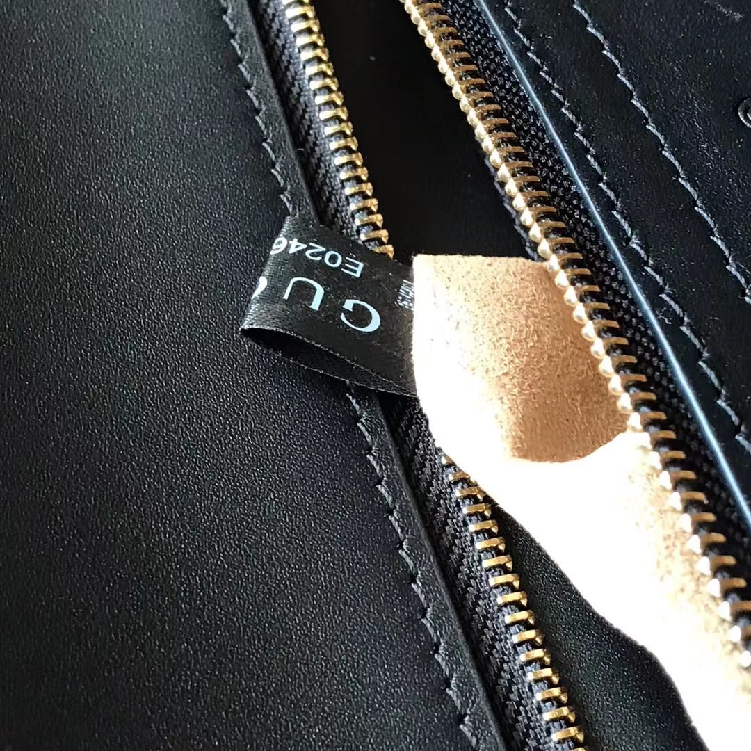 Gucci Luxury Designer Handbag Shoulder Crossbody Bag crafted in premium 5