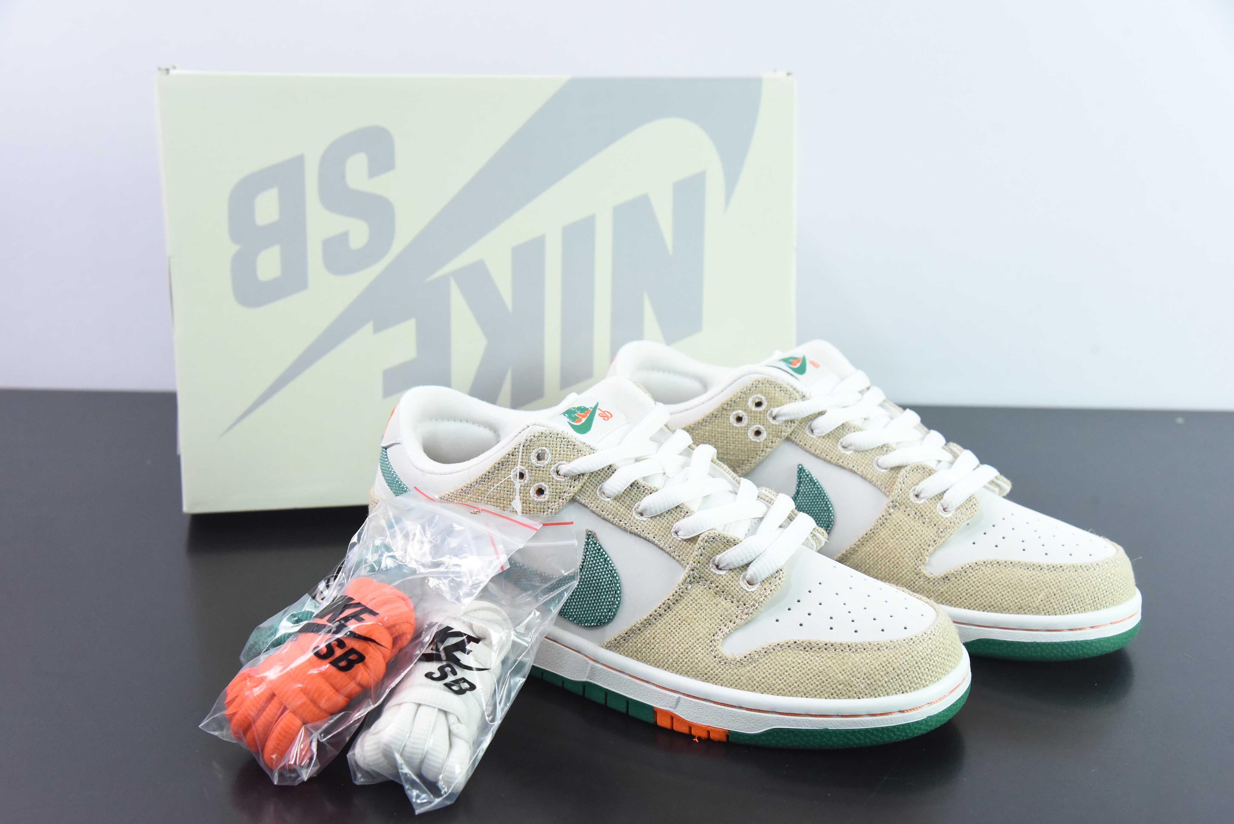 NK SB Dunk Low 米白 联名款 撕撕乐 货号:FD0860-001