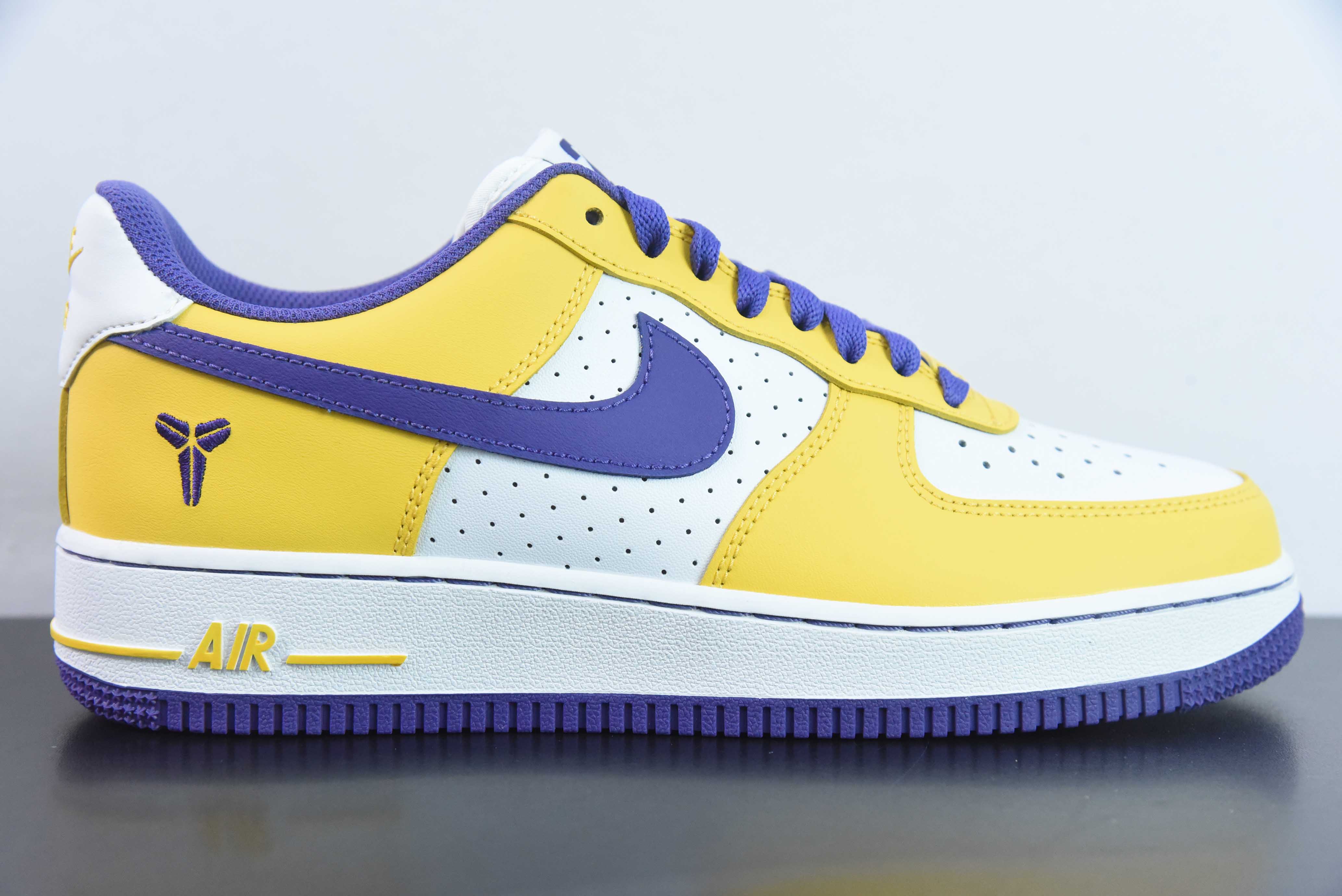 NK Air Force 1 Low Retro QS 空军一号低帮 白紫黄 紫金湖人货号:FZ1151-100