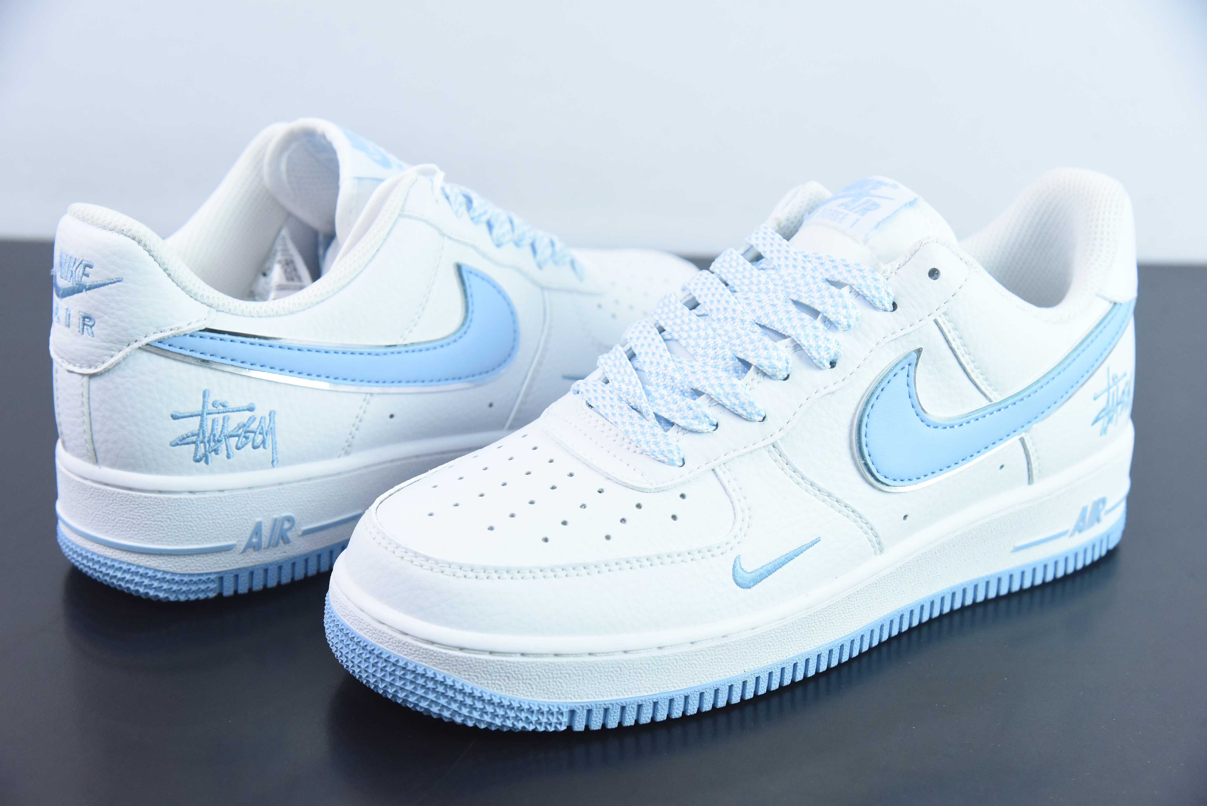 NK Air Force 1 Low 空军一号低帮百搭休闲运动板鞋 斯图西联名蓝 货号:官方货号:CW2288 111