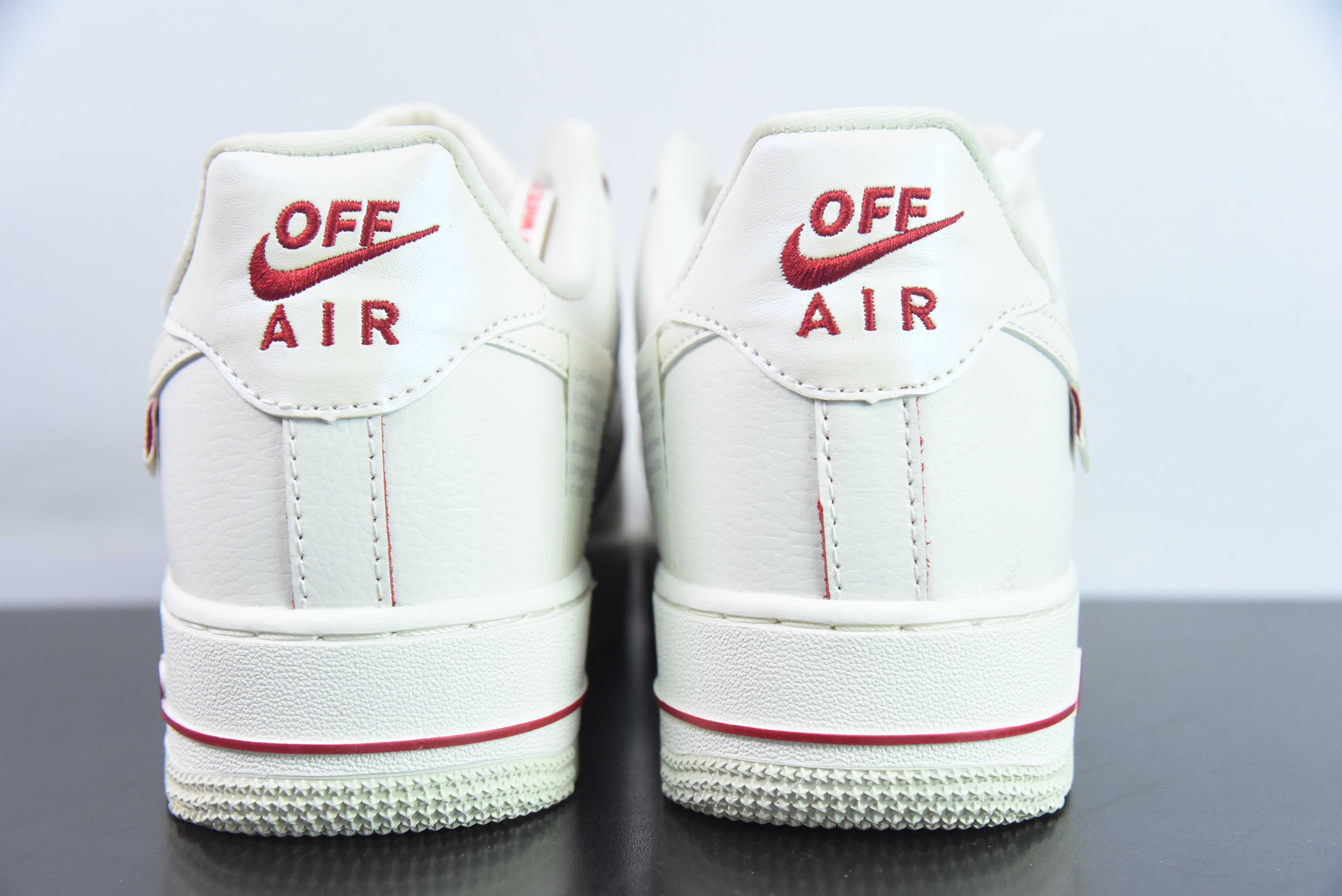 Nike Air Force 1 Low 07 x OFF WHITE 联名白红货号：PF9055 767