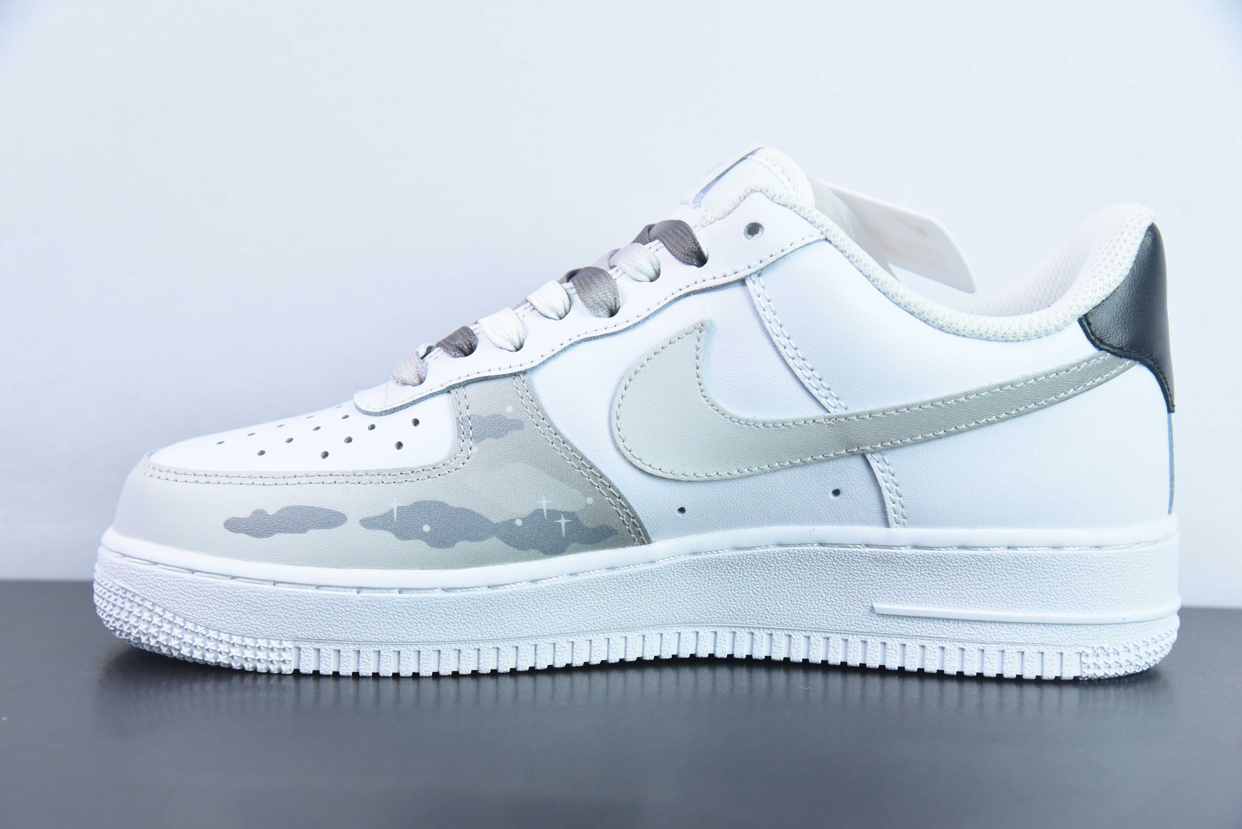 Nike Air Force 1 Low 07 定制解构云朵棉花糖 货号：CW2288 312