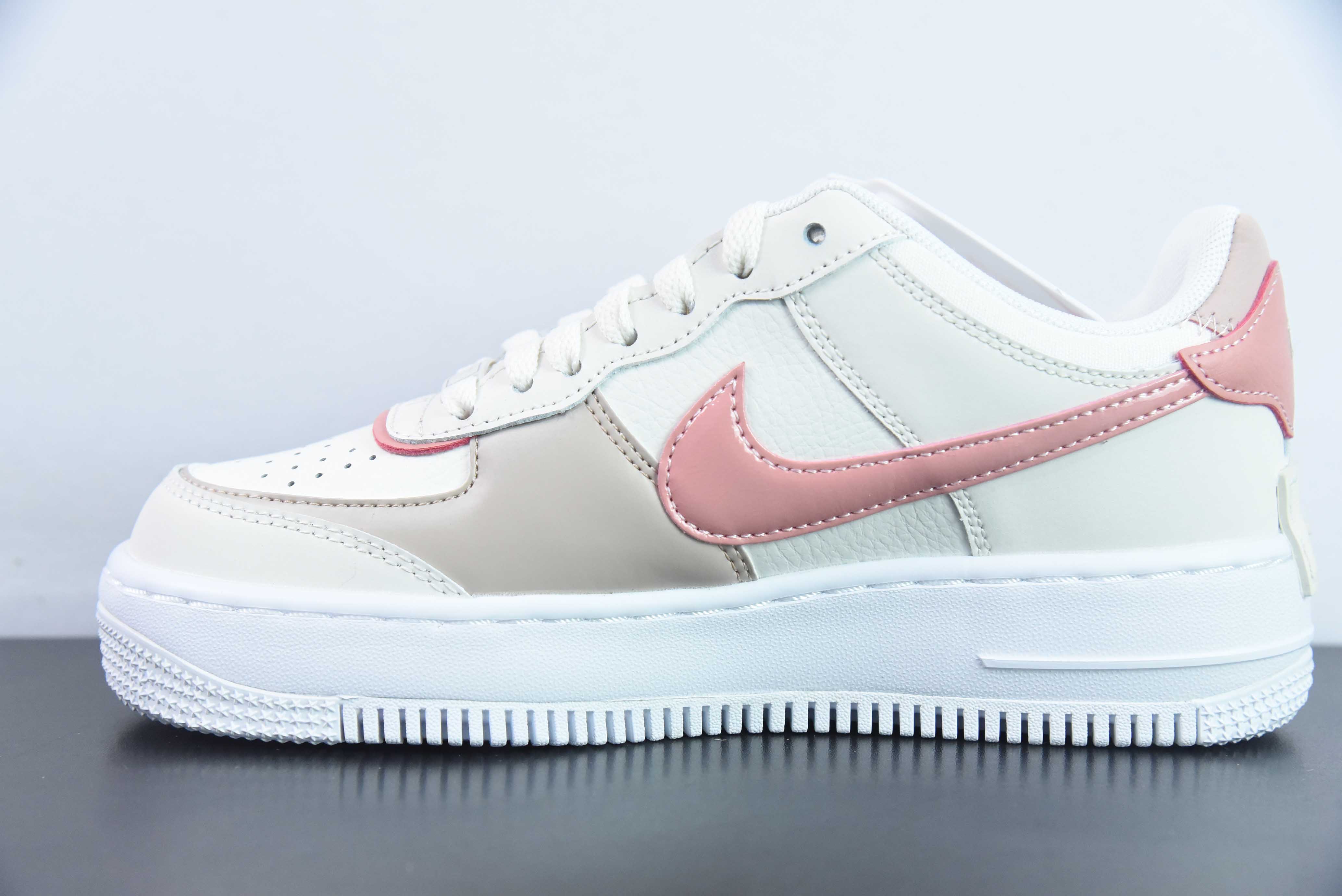 Nike Air Force 1 AF1 空军一号/低帮 马卡龙 白粉 货号：DZ1847-001
