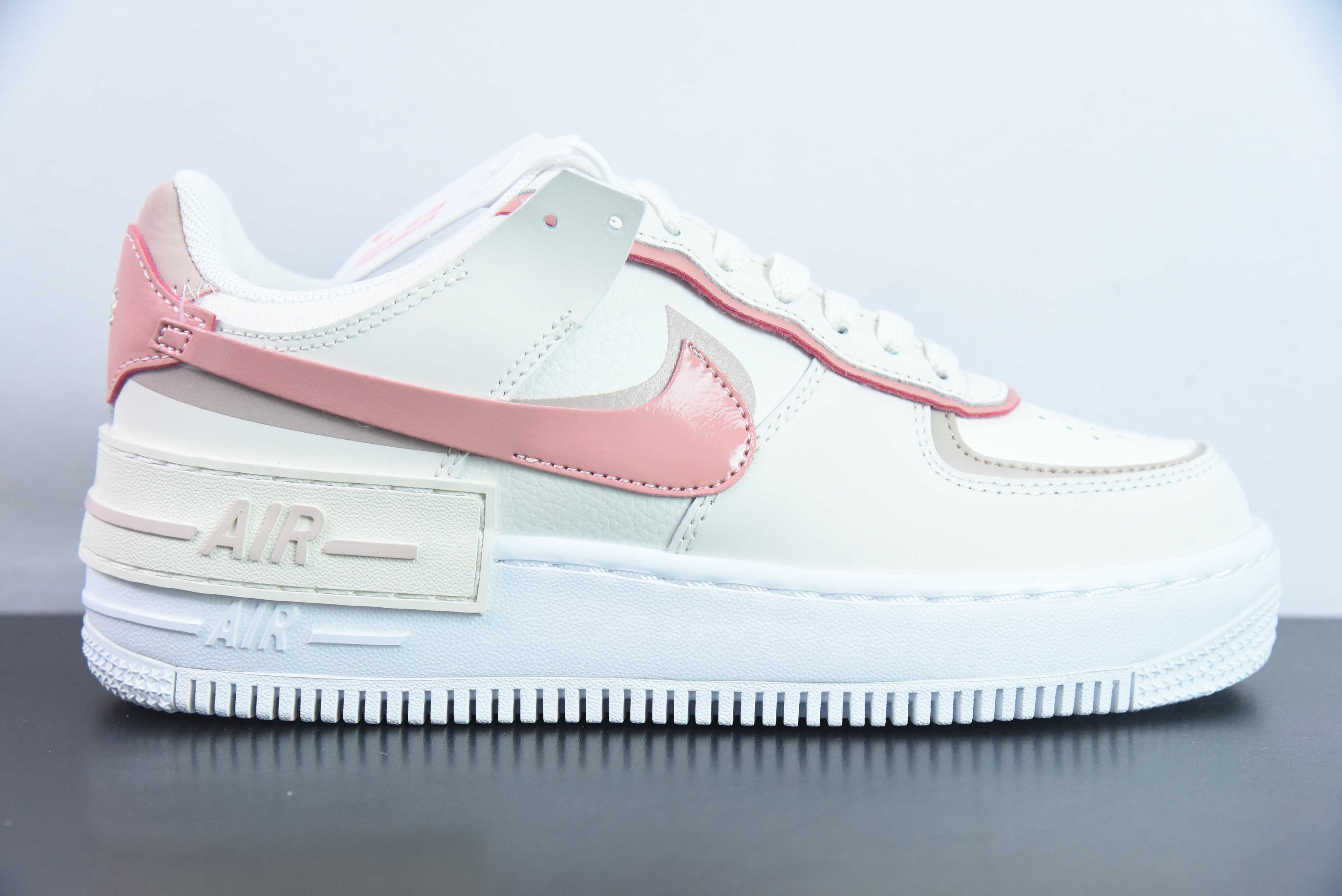 Nike Air Force 1 AF1 空军一号/低帮 马卡龙 白粉 货号：DZ1847-001