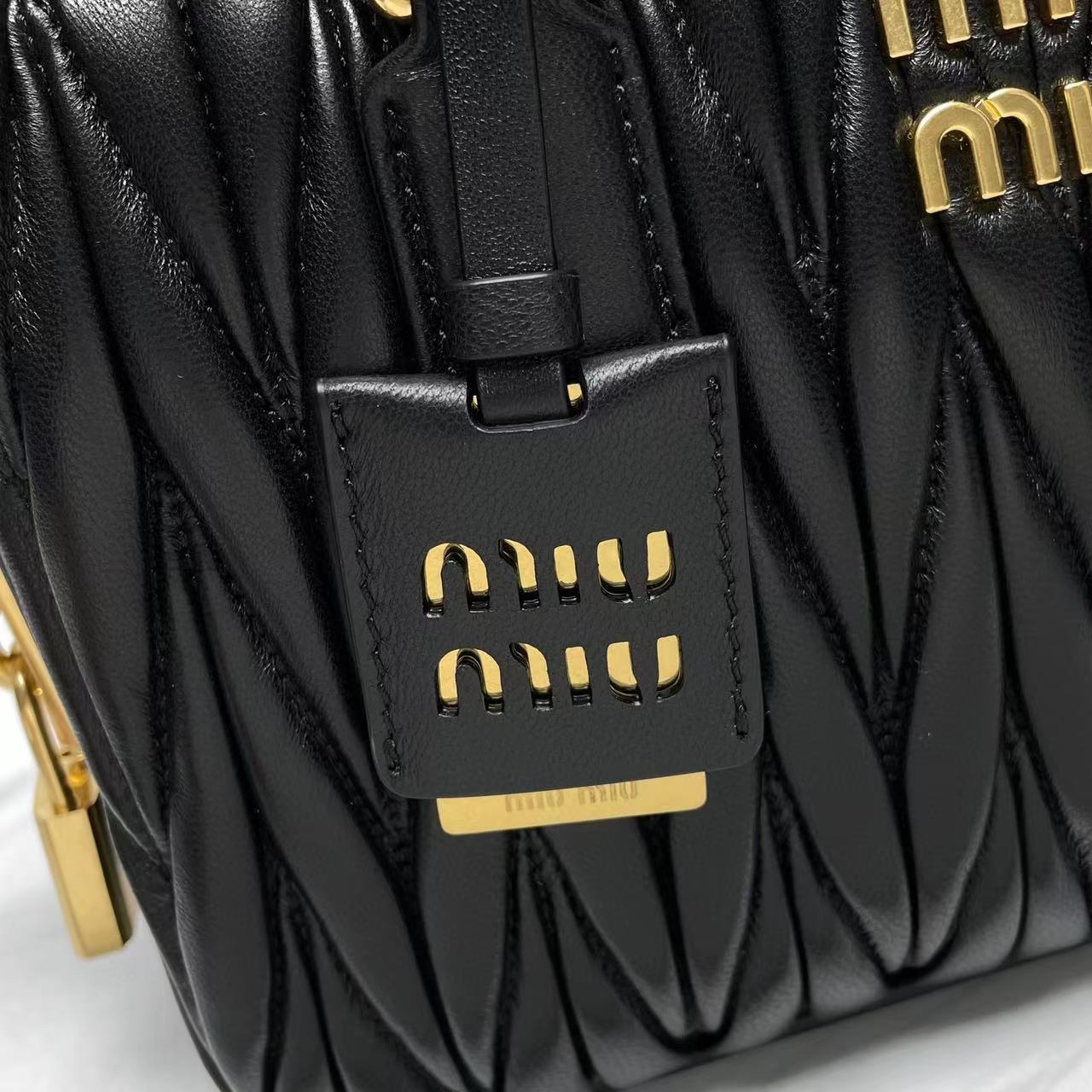 Miu Miu Luxury Designer Handbag Shoulder Crossbody Bag crafted in 7