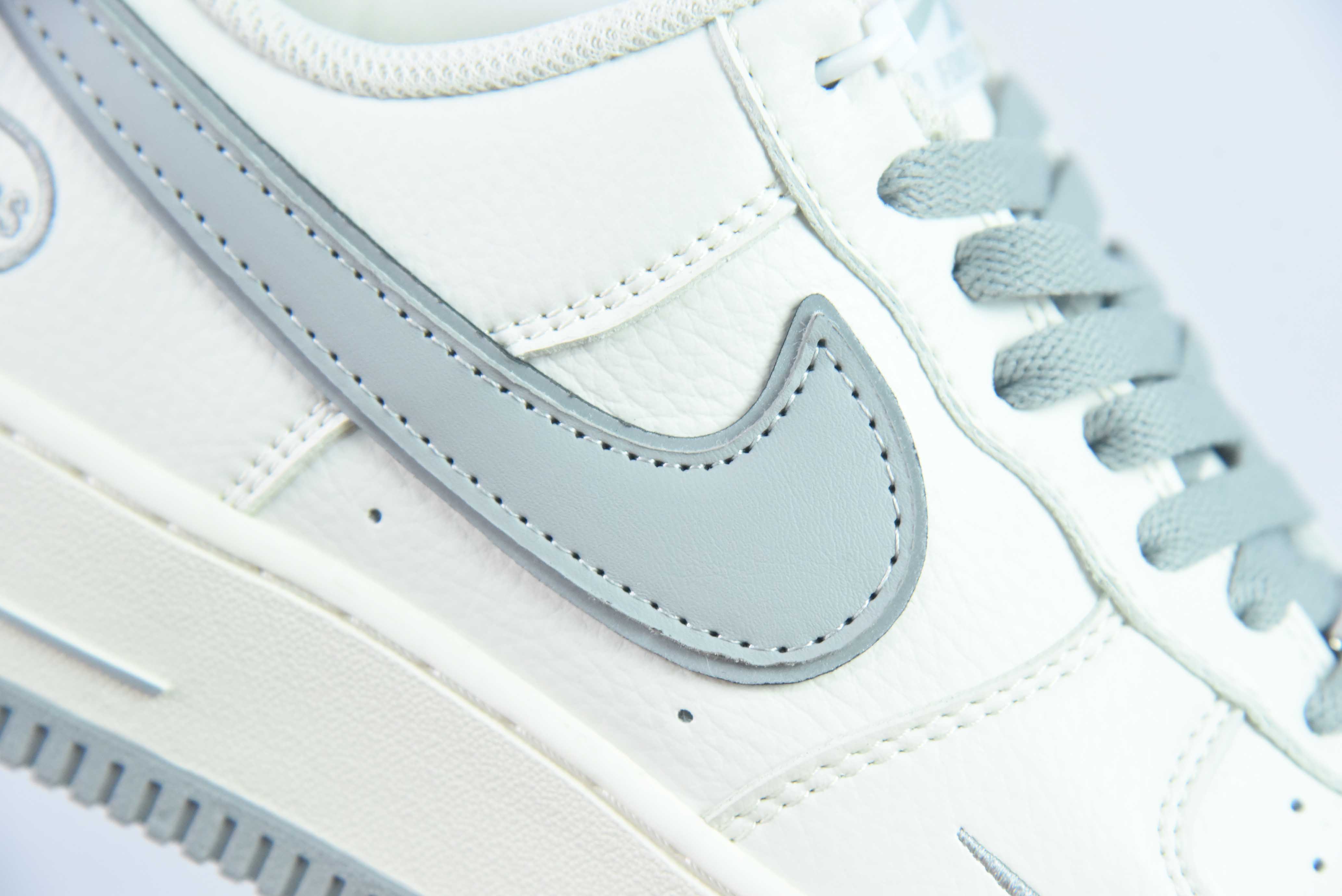 Nike Air Force 1 AF1 空军一号/低帮 白灰 刺绣 货号：HP2369-003