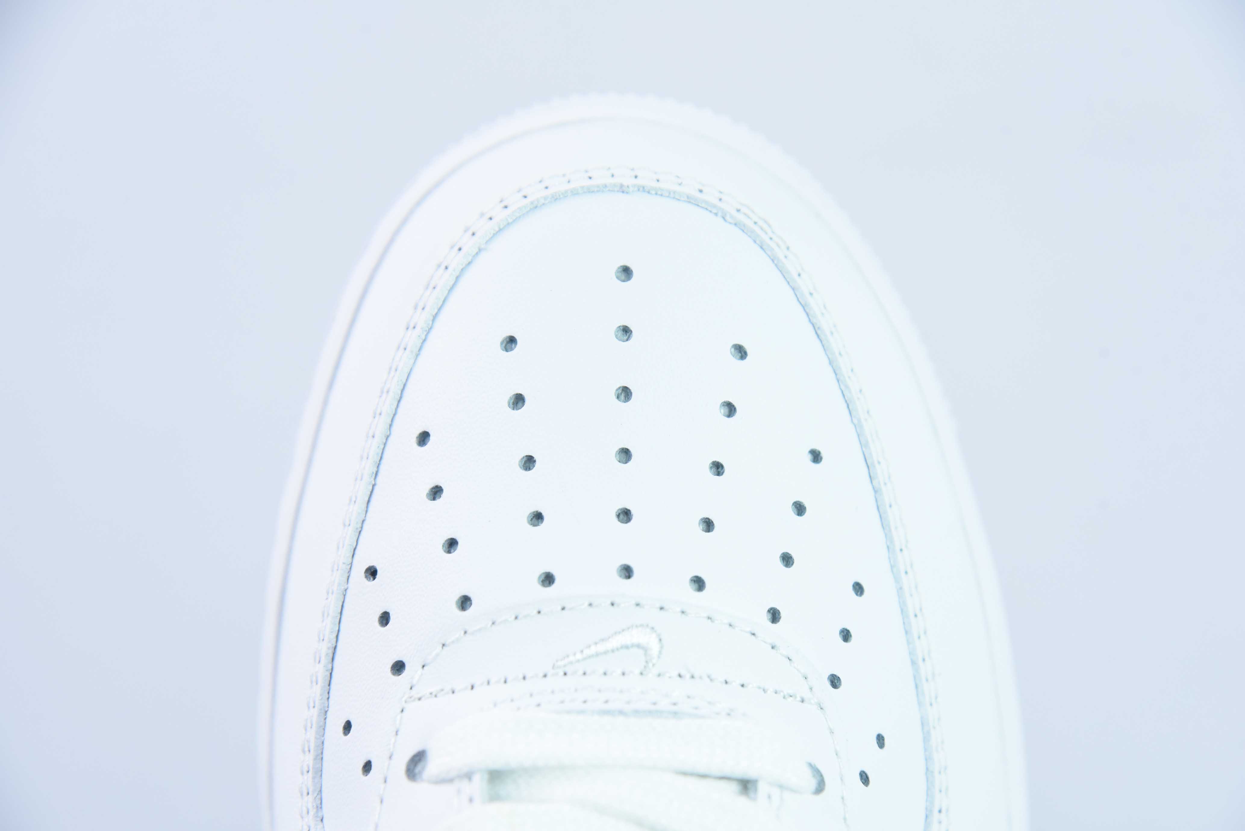 Nike Air Force 1 AF1 空军一号/低帮 白绿 货号：AO2423-104