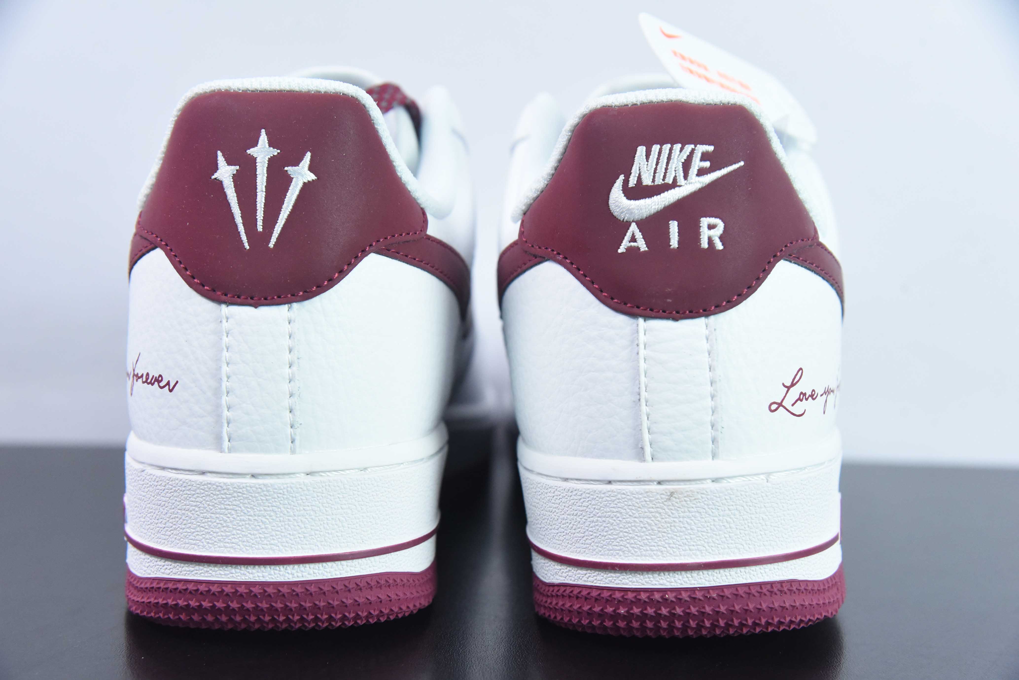 Nike Air Force 1 AF1 空军一号/低帮 白红 酒红 签名印花 货号:LO1718-059